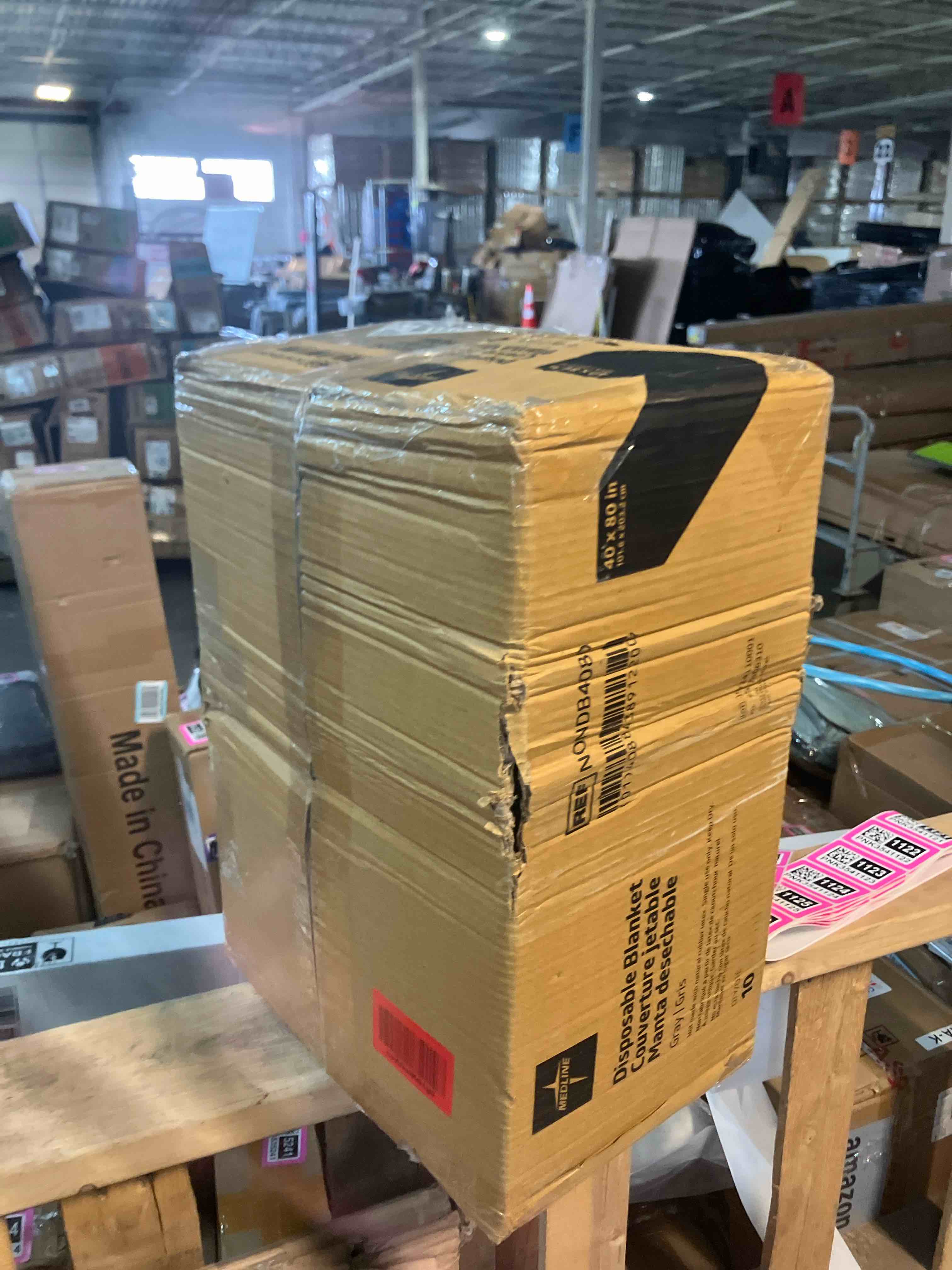 https://s3.amazonaws.com/lotting-images-prod/phillipi/PNK3541111_1752511402789.jpeg