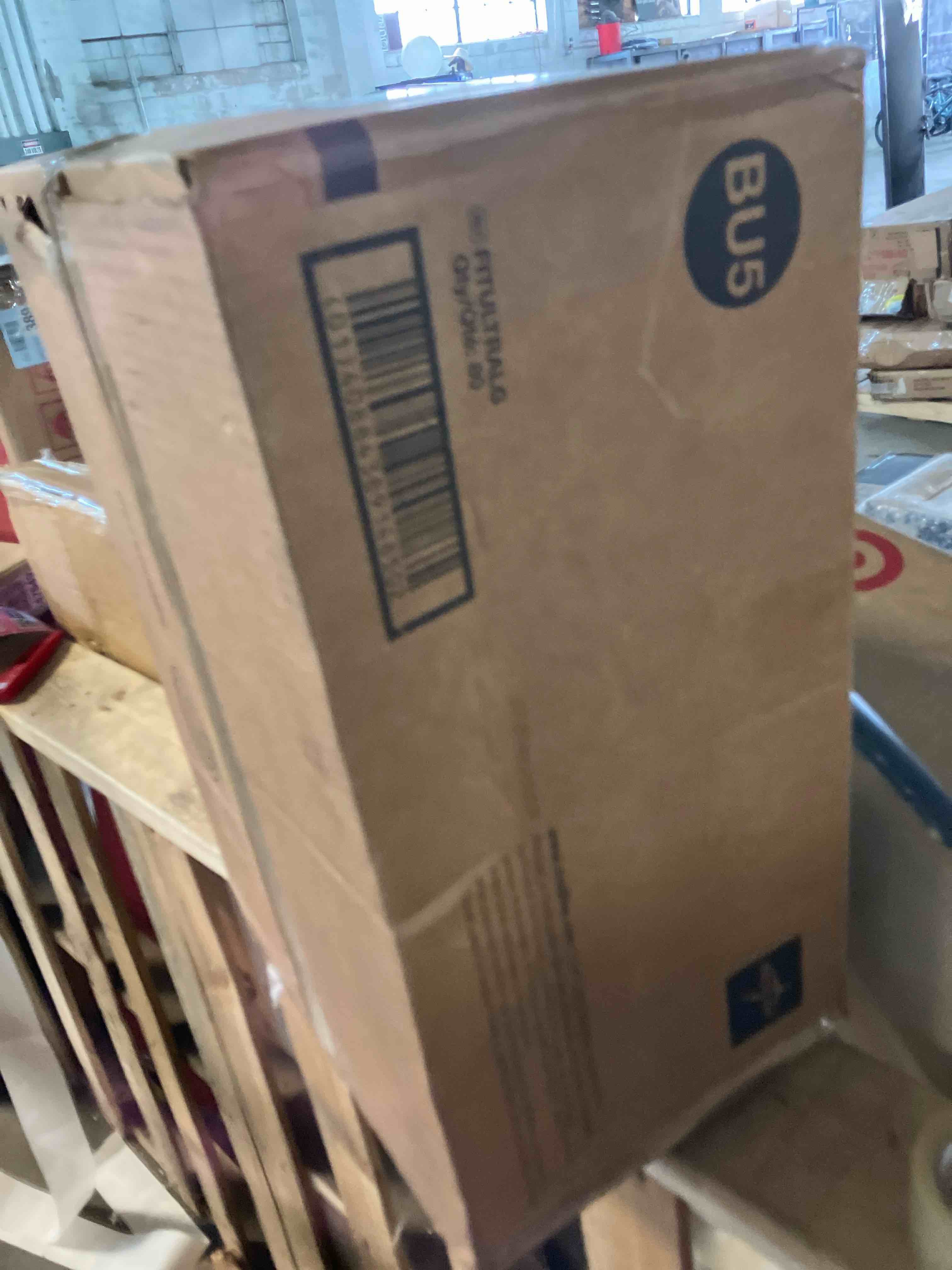 https://s3.amazonaws.com/lotting-images-prod/phillipi/PNK3541193_1752523707807.jpeg