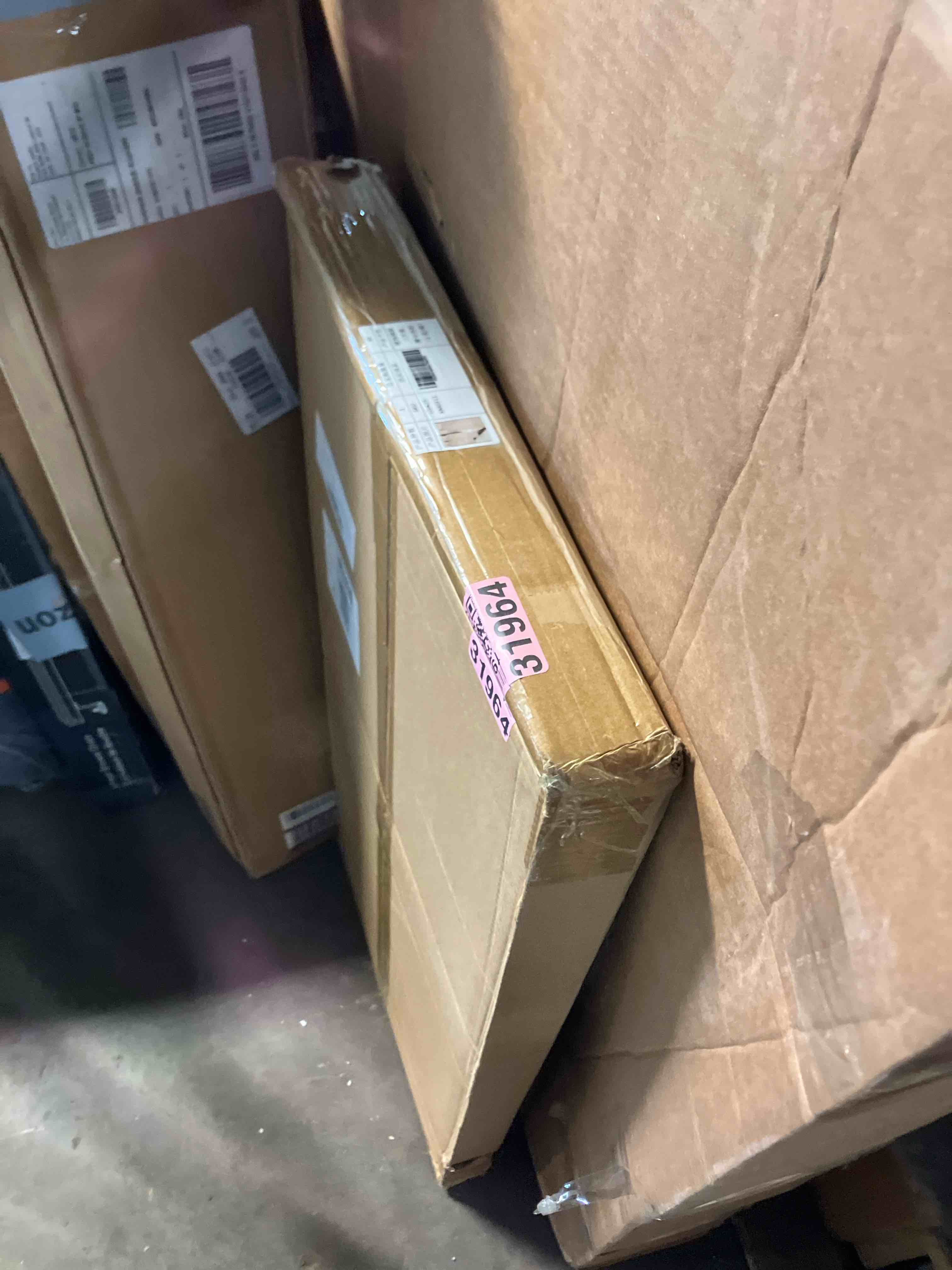 https://s3.amazonaws.com/lotting-images-prod/phillipi/PNK3541197_1752524211235.jpeg