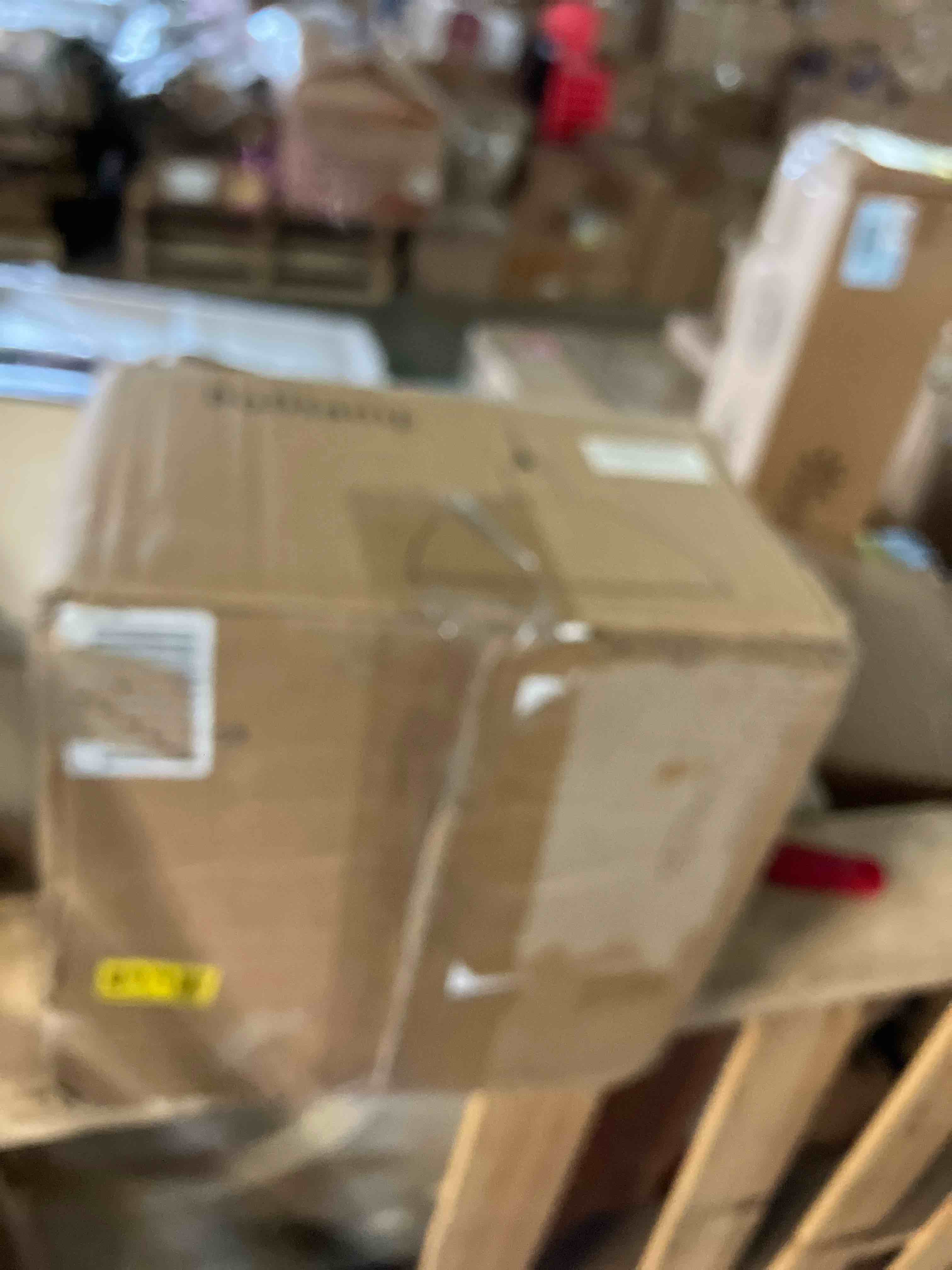 https://s3.amazonaws.com/lotting-images-prod/phillipi/PNK3541313_1752525834373.jpeg