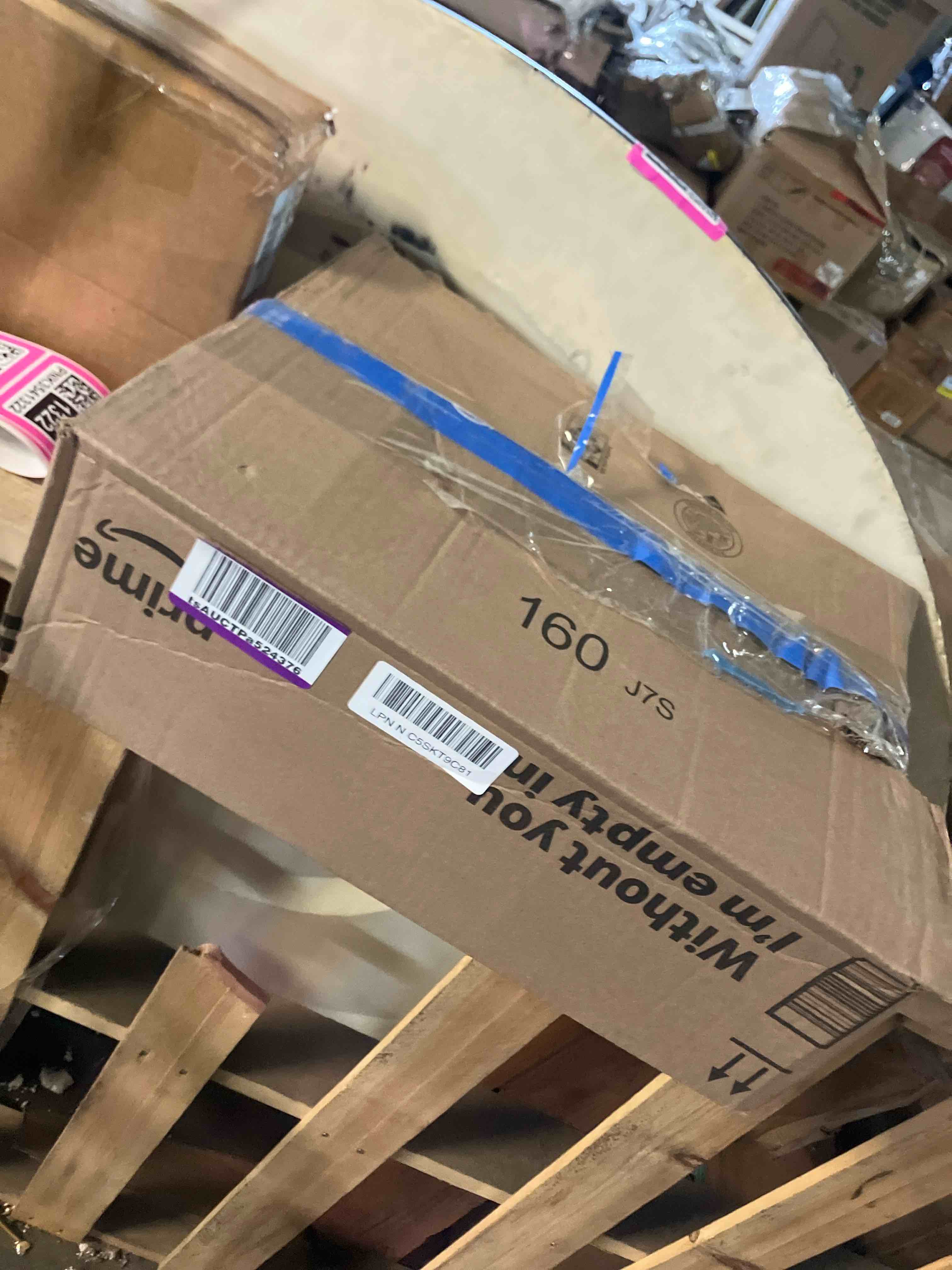 https://s3.amazonaws.com/lotting-images-prod/phillipi/PNK3541315_1752526085478.jpeg