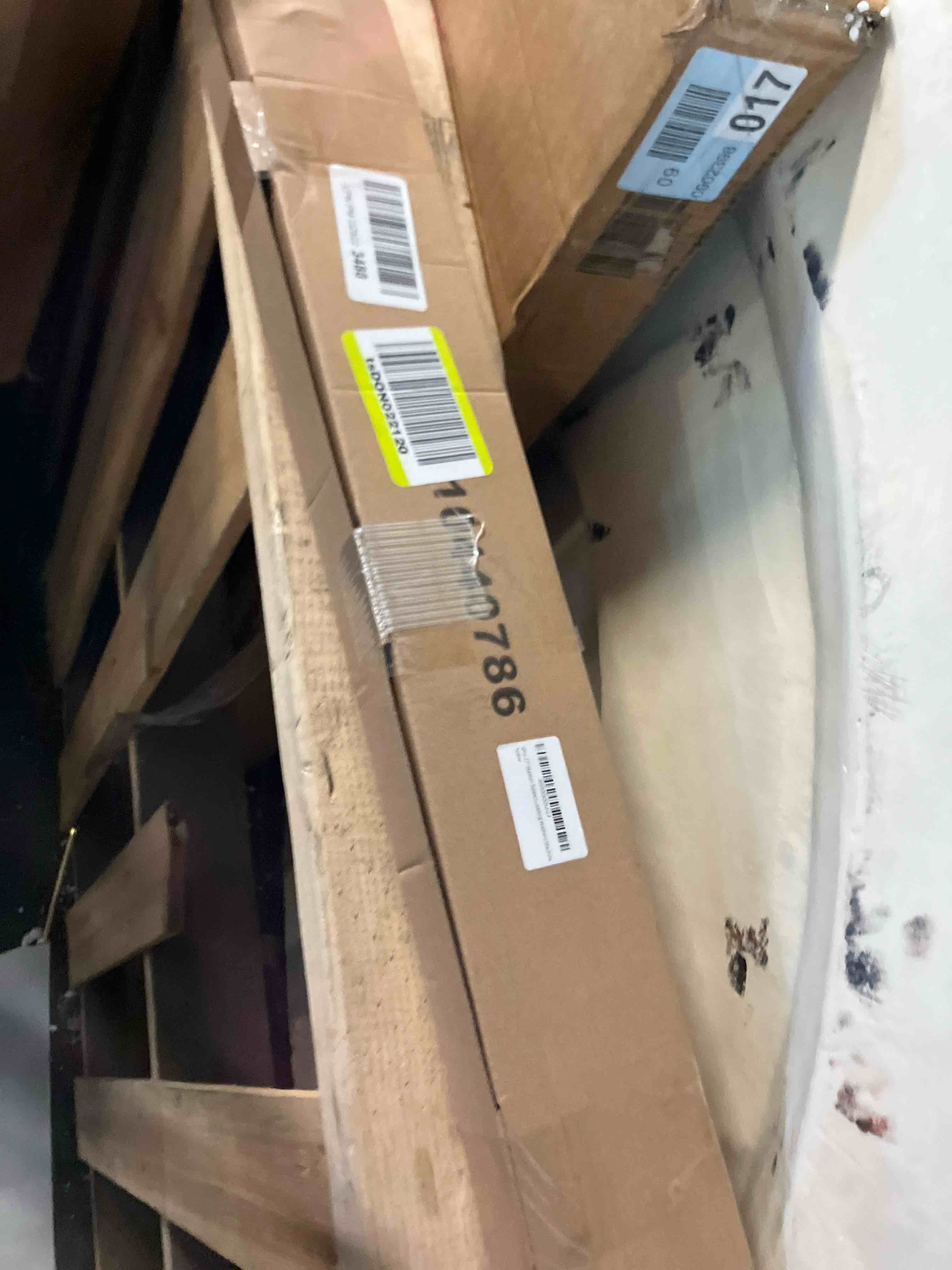 https://s3.amazonaws.com/lotting-images-prod/phillipi/PNK3541339_1752528522052.jpeg