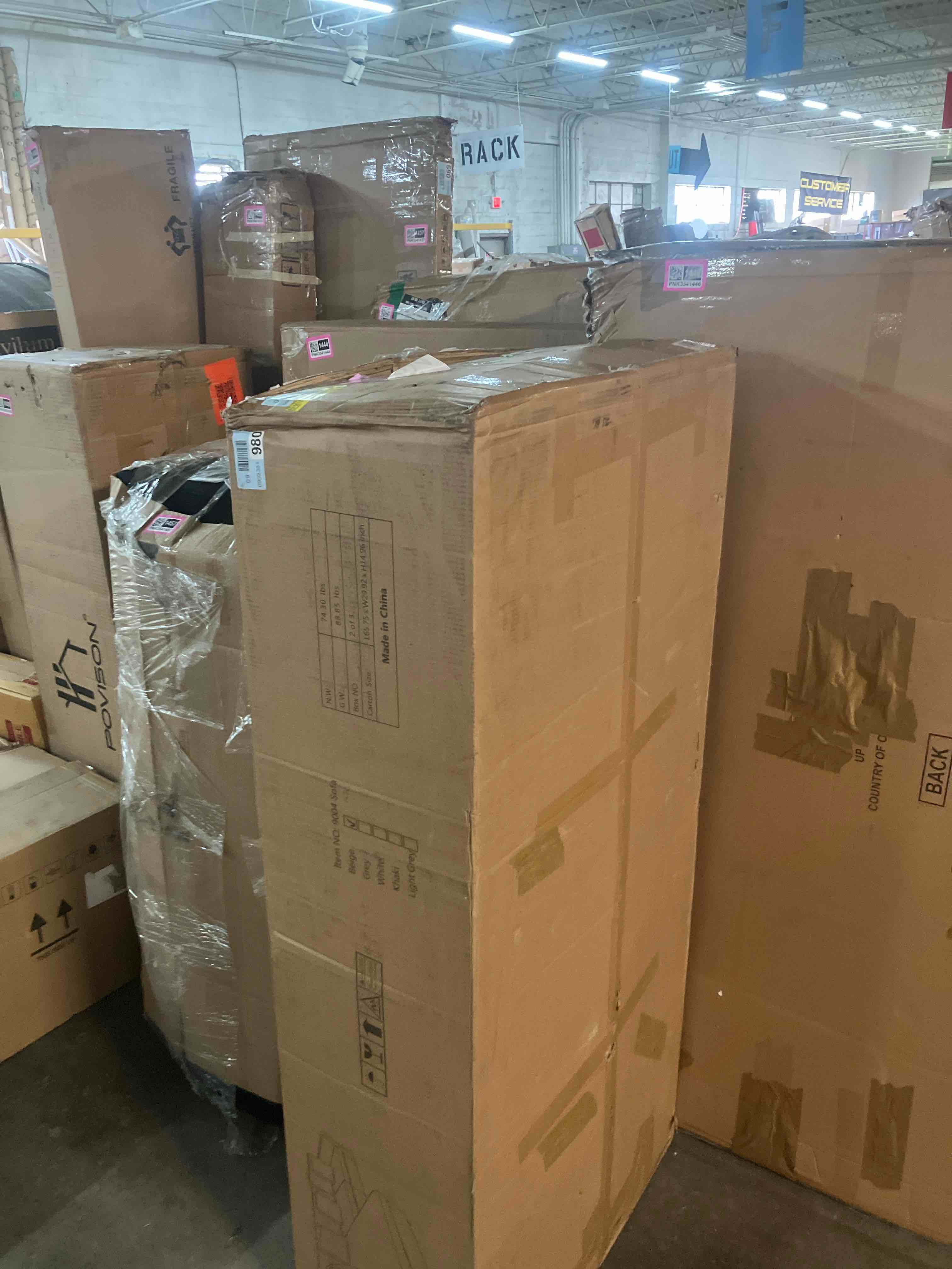 https://s3.amazonaws.com/lotting-images-prod/phillipi/PNK3541458_1752588365185.jpeg