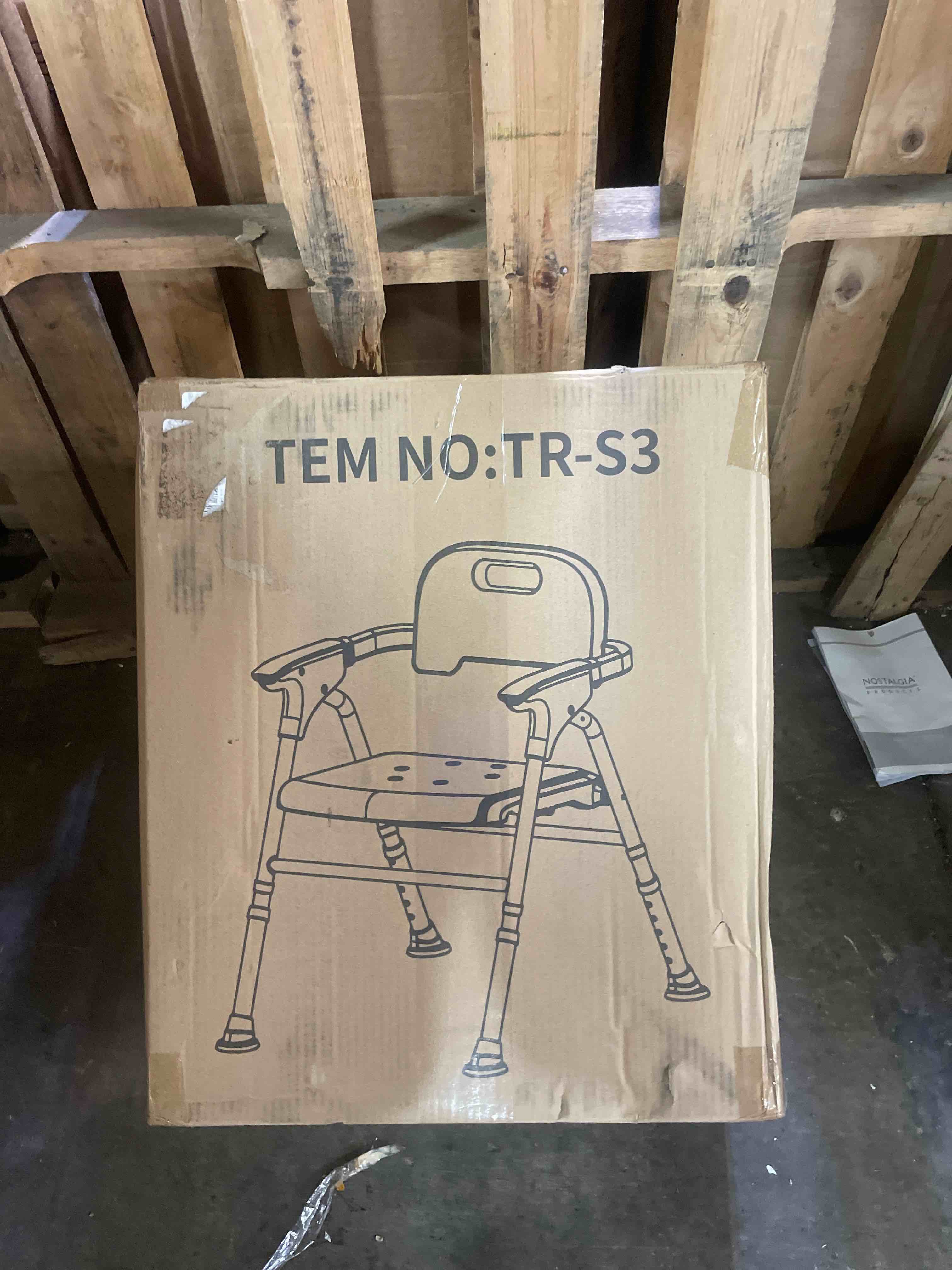 https://s3.amazonaws.com/lotting-images-prod/phillipi/PNK3541660_1752673631728.jpeg