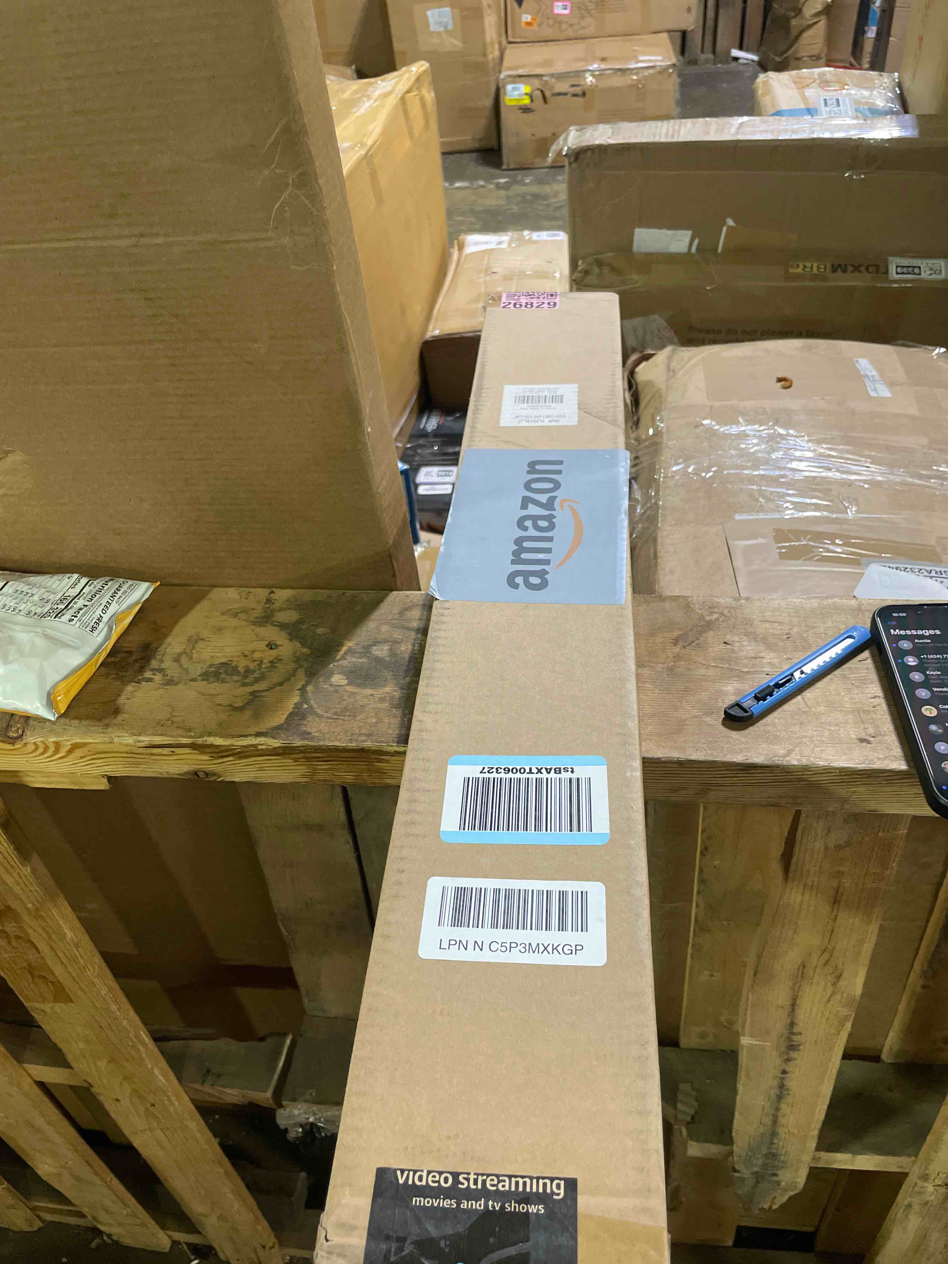 https://s3.amazonaws.com/lotting-images-prod/phillipi/PNK3541667_1752677438144.jpeg