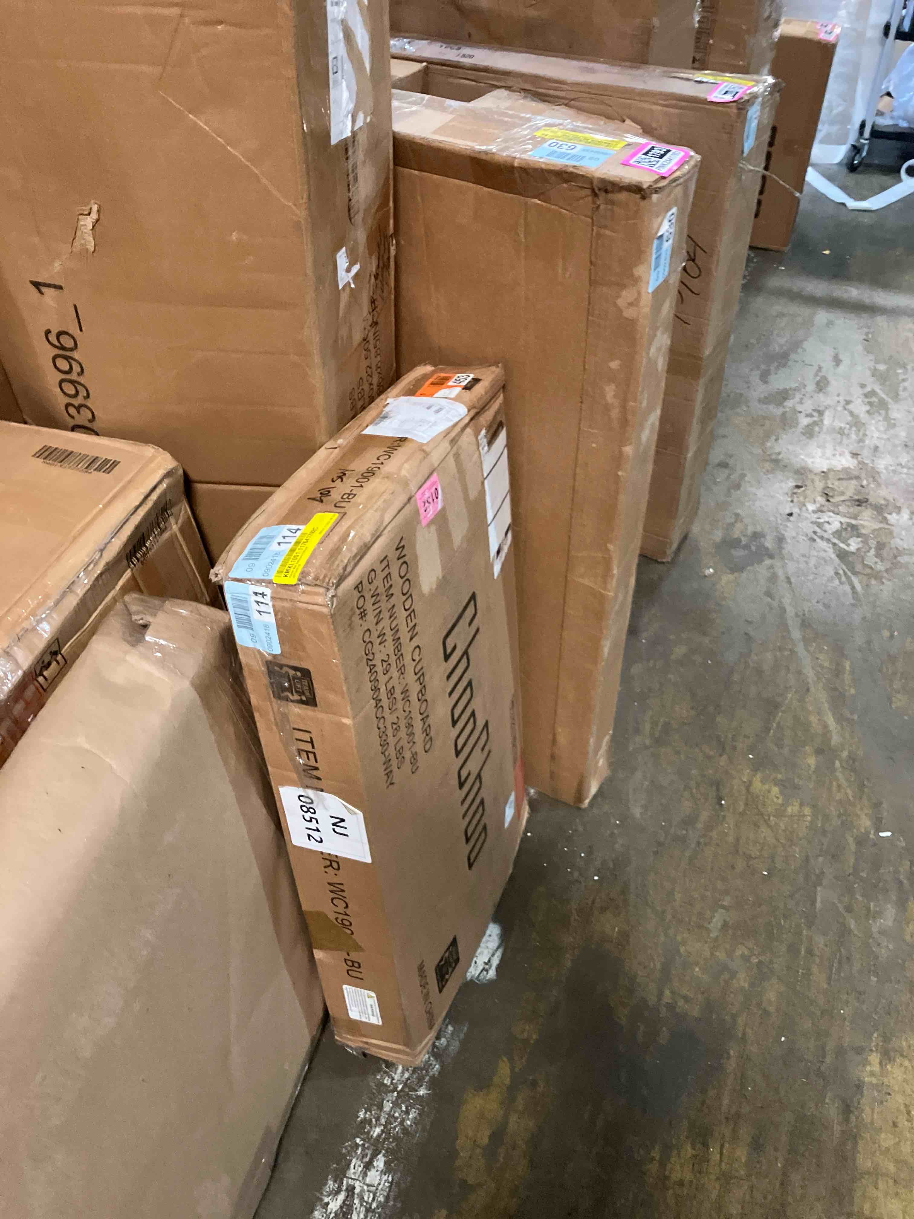 https://s3.amazonaws.com/lotting-images-prod/phillipi/PNK3541767_1752697927690.jpeg