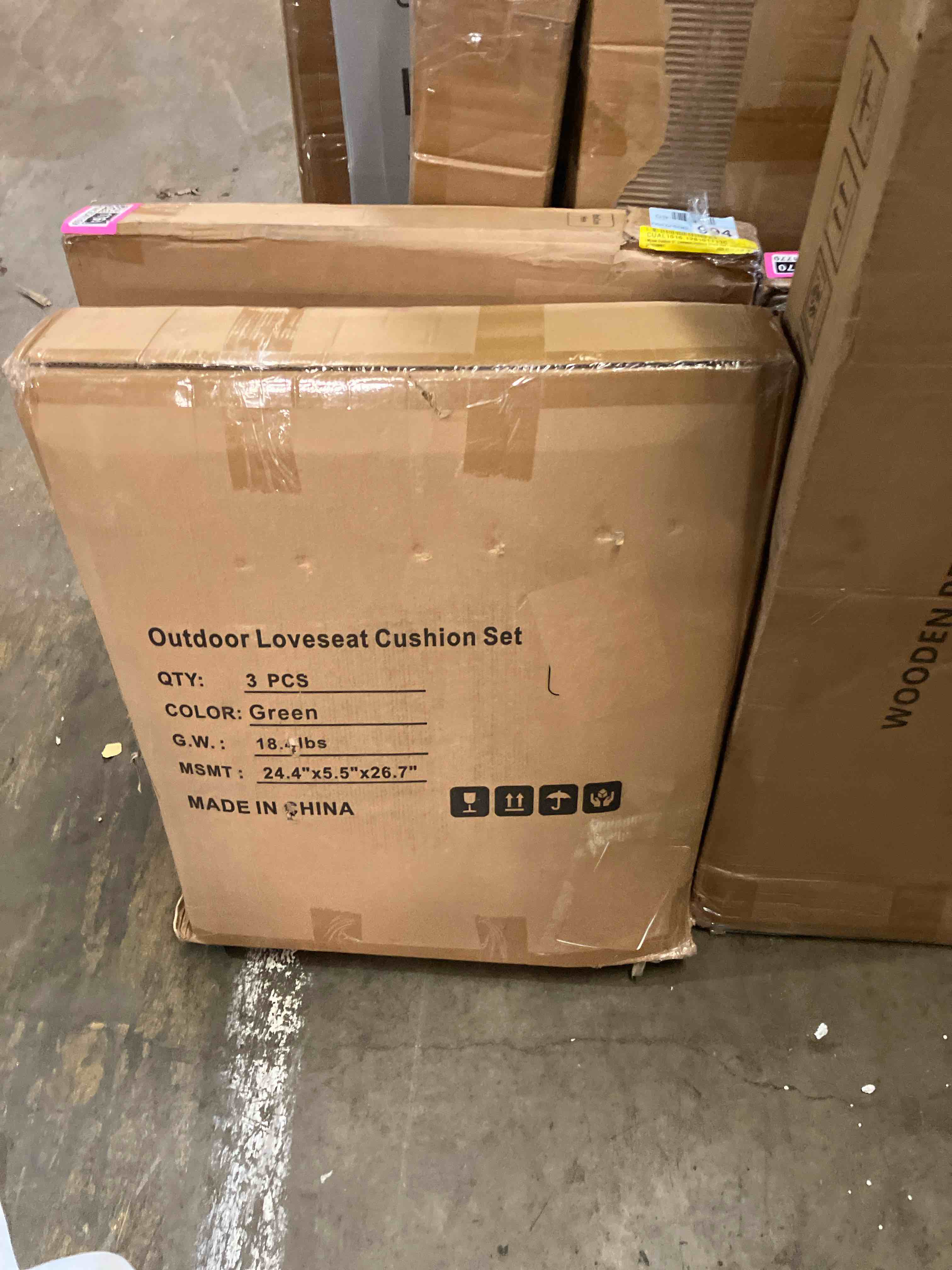 https://s3.amazonaws.com/lotting-images-prod/phillipi/PNK3541768_1752697849493.jpeg