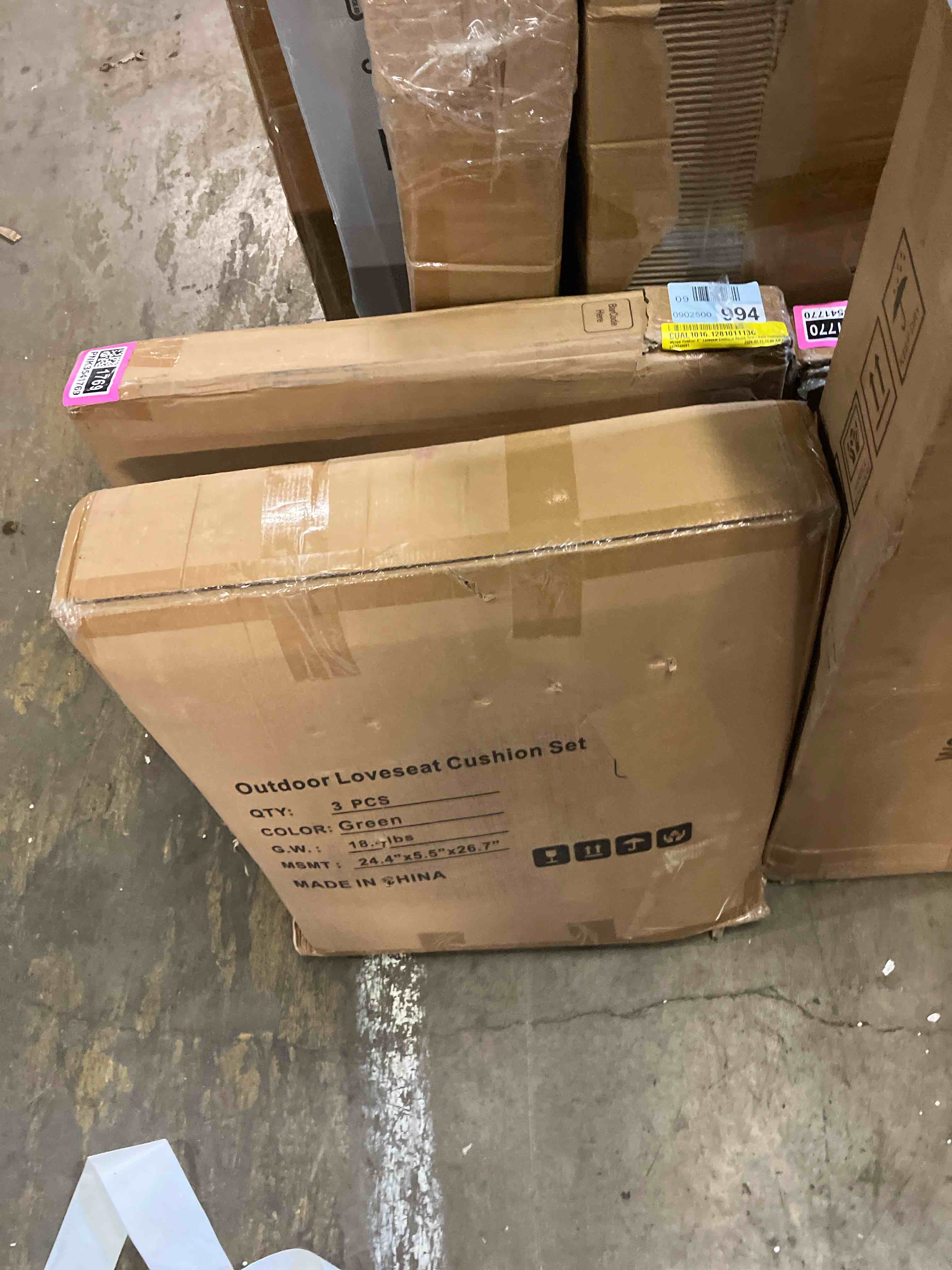 https://s3.amazonaws.com/lotting-images-prod/phillipi/PNK3541768_1752697851185.jpeg