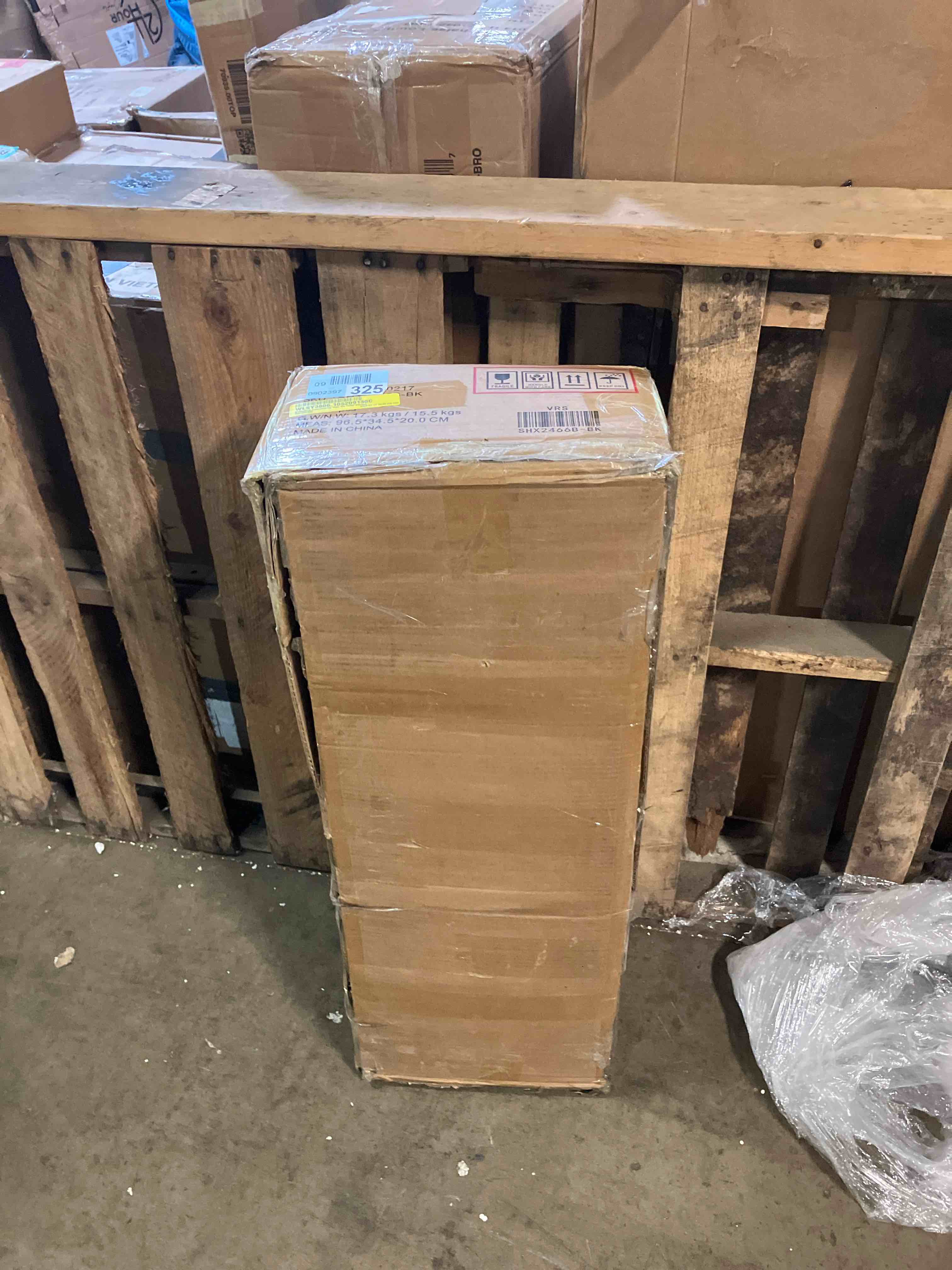 https://s3.amazonaws.com/lotting-images-prod/phillipi/PNK3541776_1752696466466.jpeg