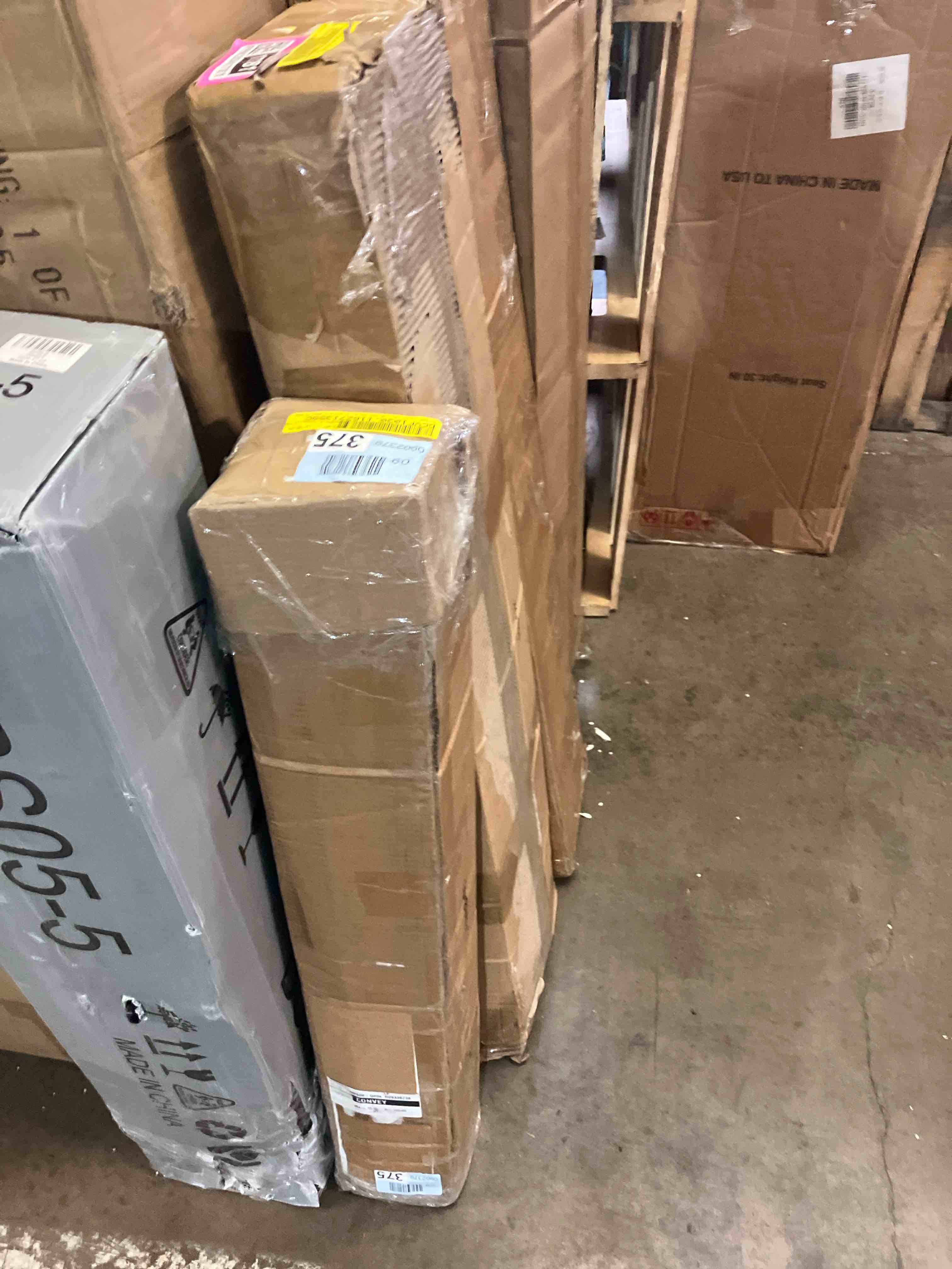 https://s3.amazonaws.com/lotting-images-prod/phillipi/PNK3541778_1752696016515.jpeg