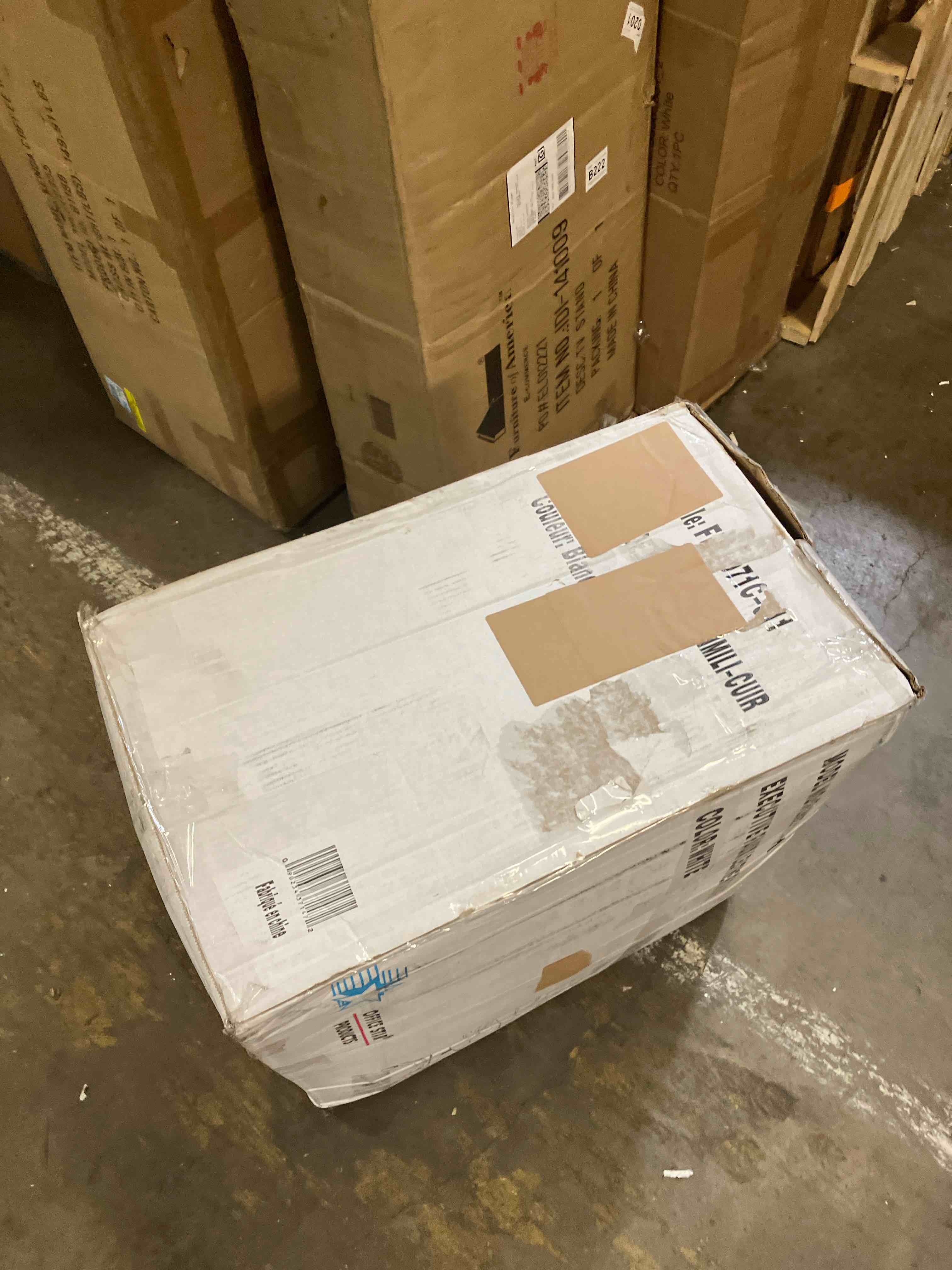 https://s3.amazonaws.com/lotting-images-prod/phillipi/PNK3541784_1752694704079.jpeg