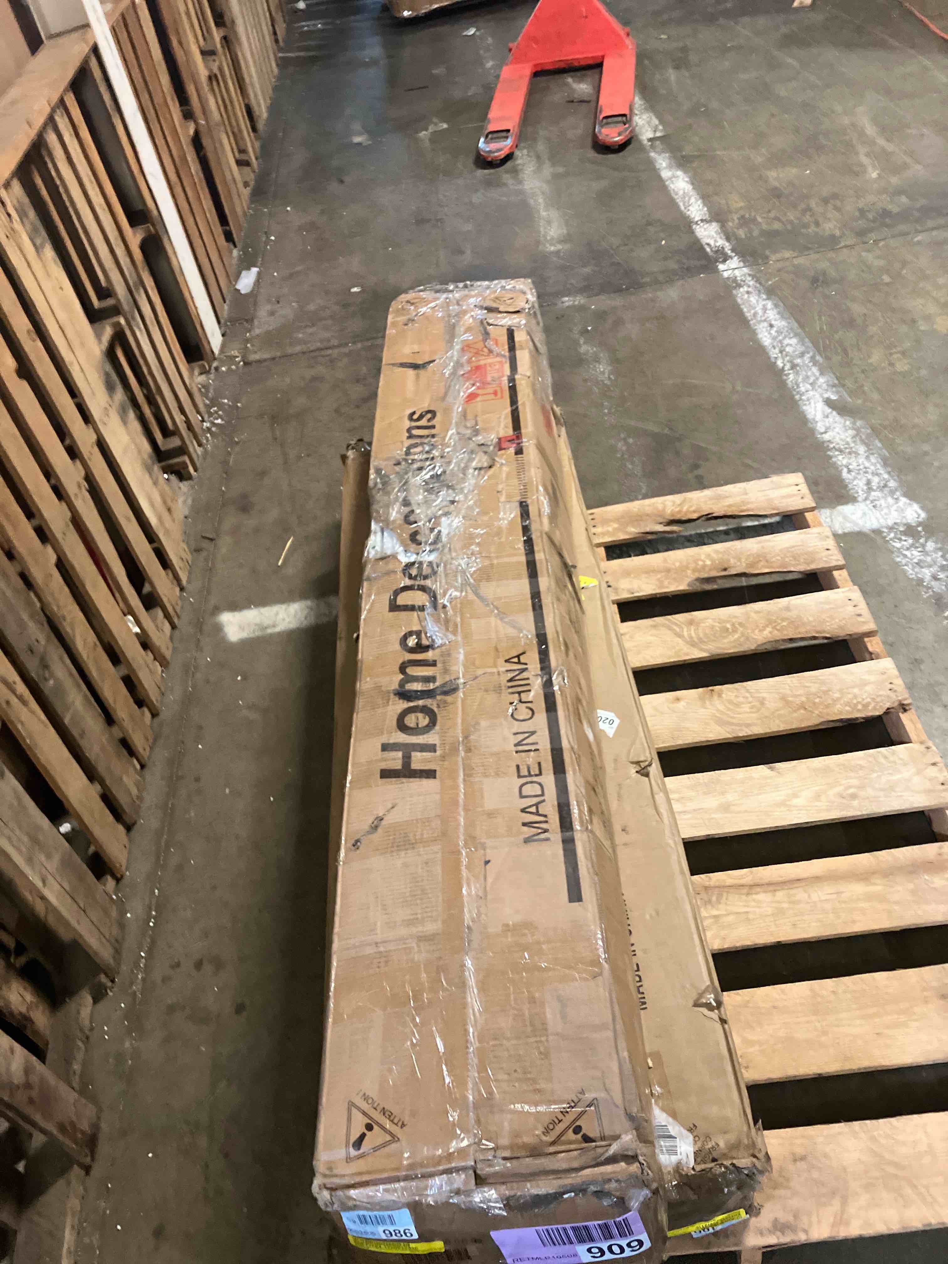 https://s3.amazonaws.com/lotting-images-prod/phillipi/PNK3541786_1752693496642.jpeg