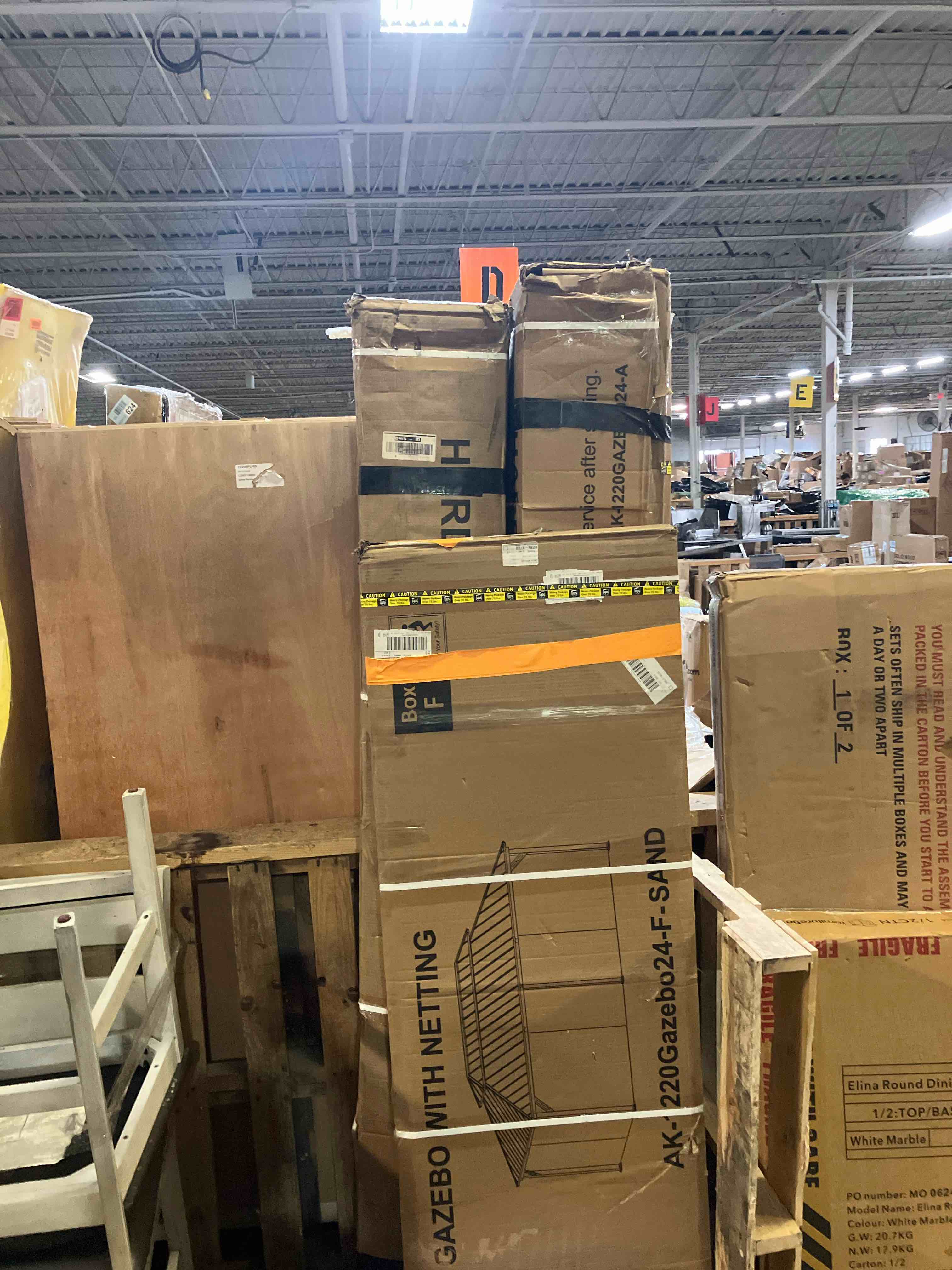 https://s3.amazonaws.com/lotting-images-prod/phillipi/PNK3541803_1752686717486.jpeg