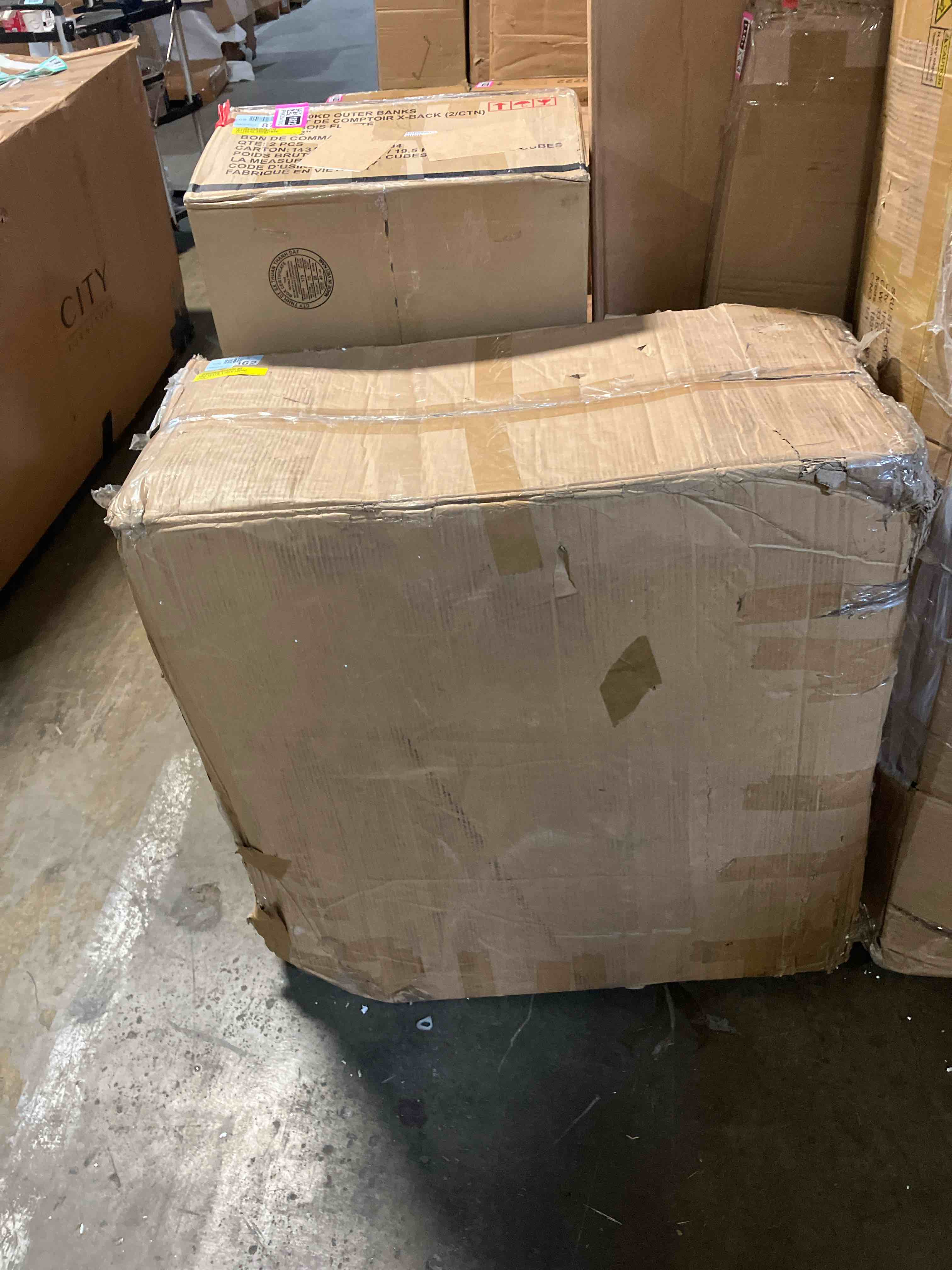 https://s3.amazonaws.com/lotting-images-prod/phillipi/PNK3541810_1752678698979.jpeg