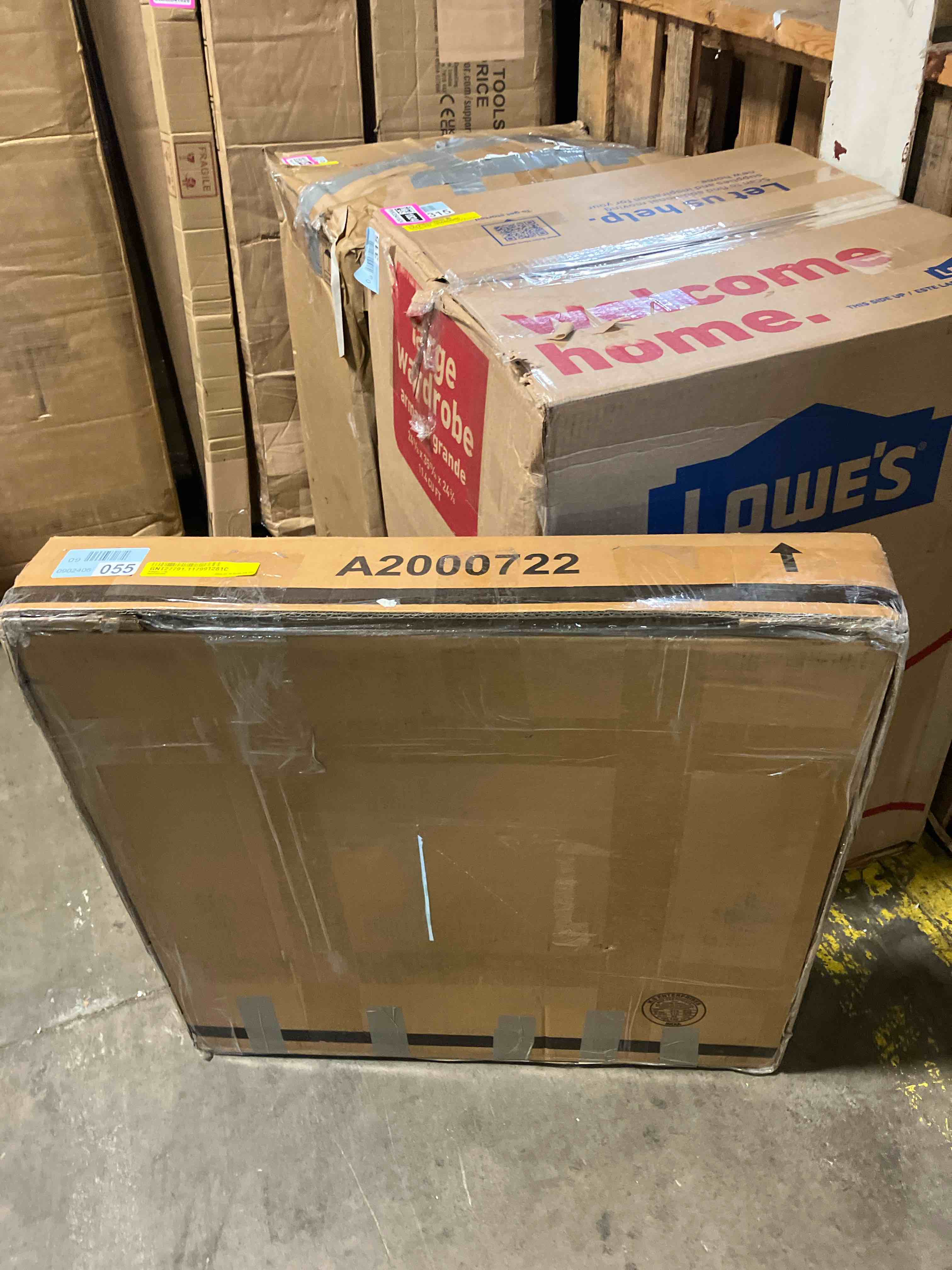 https://s3.amazonaws.com/lotting-images-prod/phillipi/PNK3541822_1752674298046.jpeg