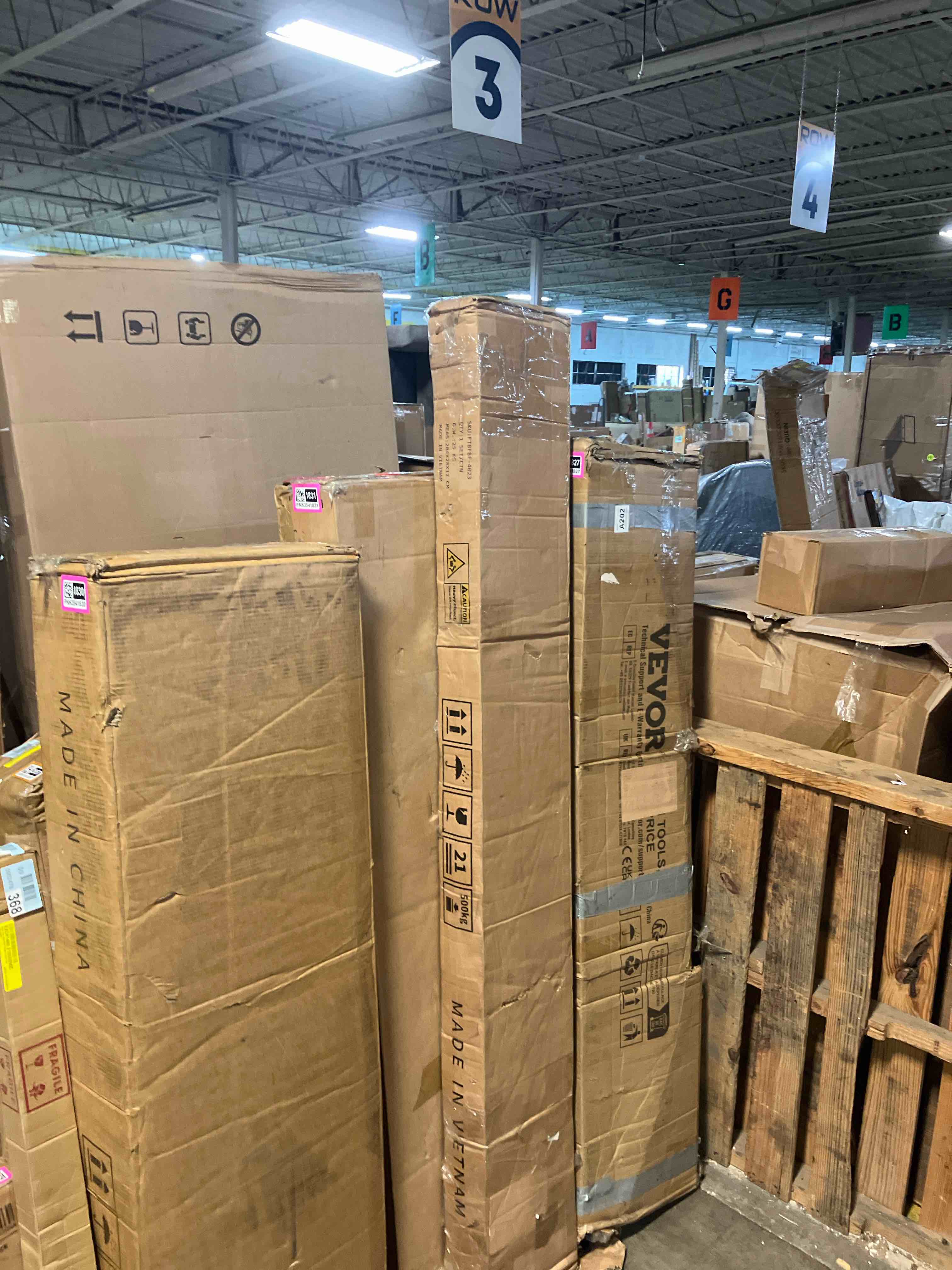 https://s3.amazonaws.com/lotting-images-prod/phillipi/PNK3541826_1752673432246.jpeg