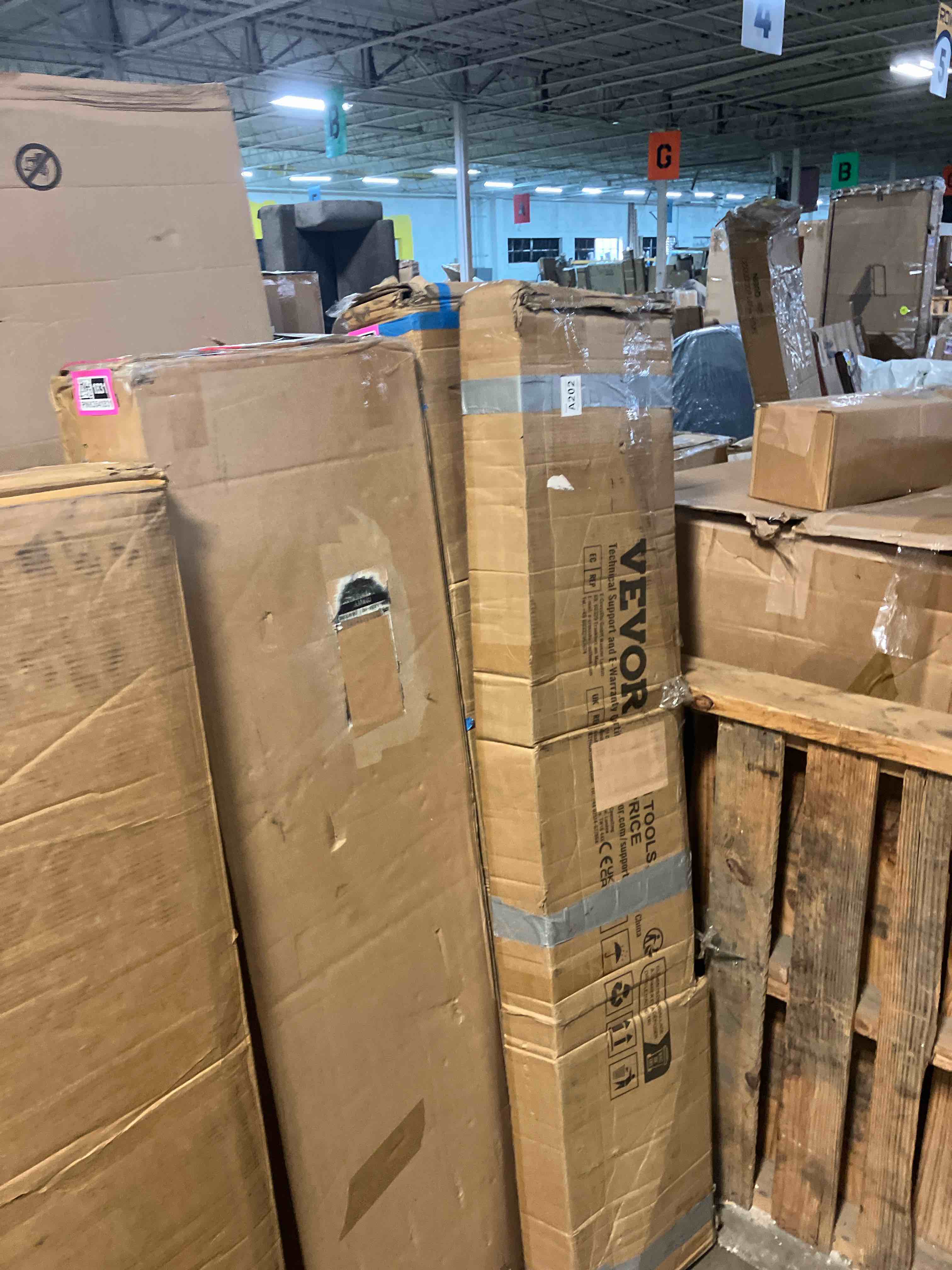 https://s3.amazonaws.com/lotting-images-prod/phillipi/PNK3541827_1752673307409.jpeg