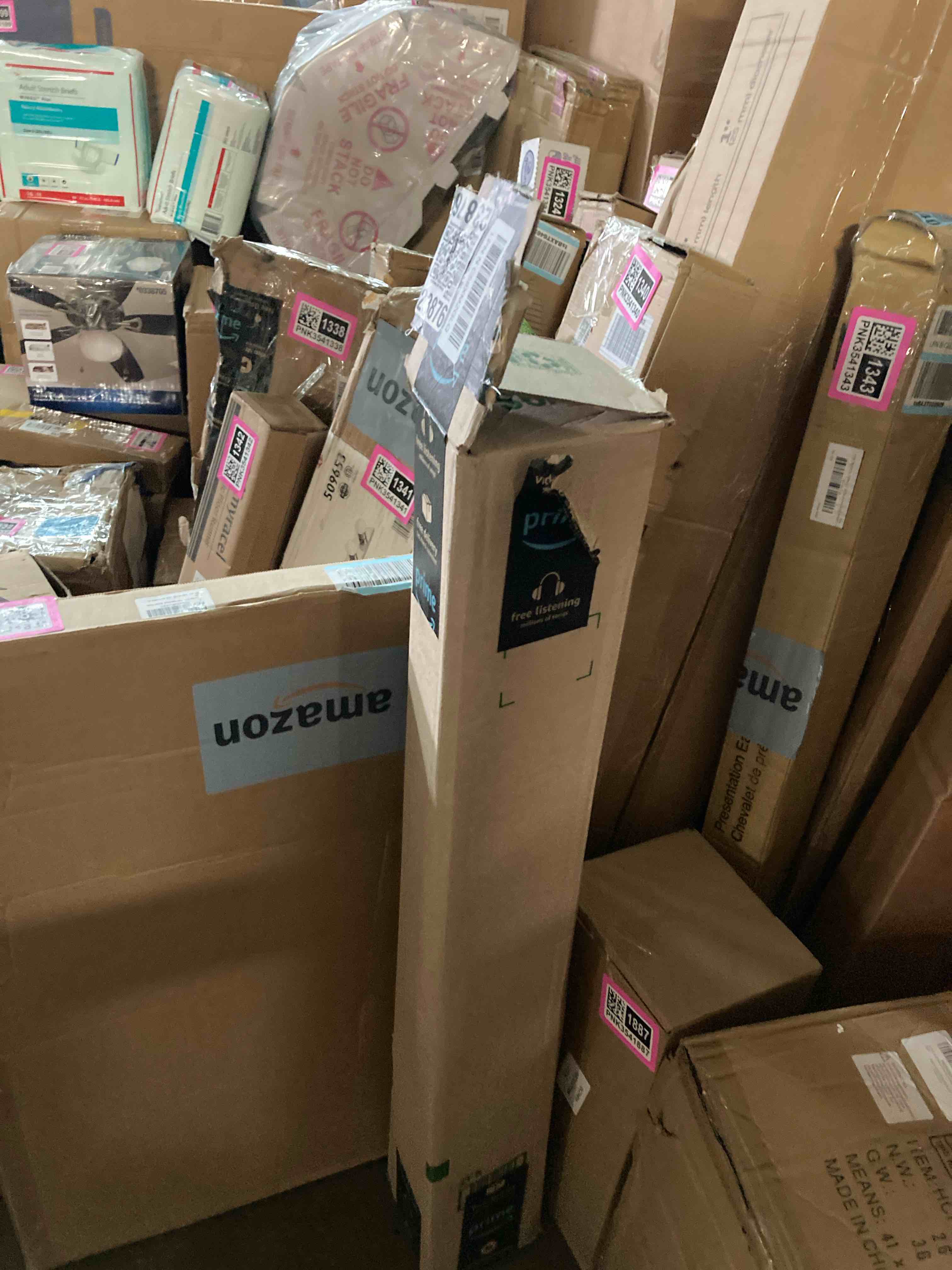 https://s3.amazonaws.com/lotting-images-prod/phillipi/PNK3541883_1752681282889.jpeg