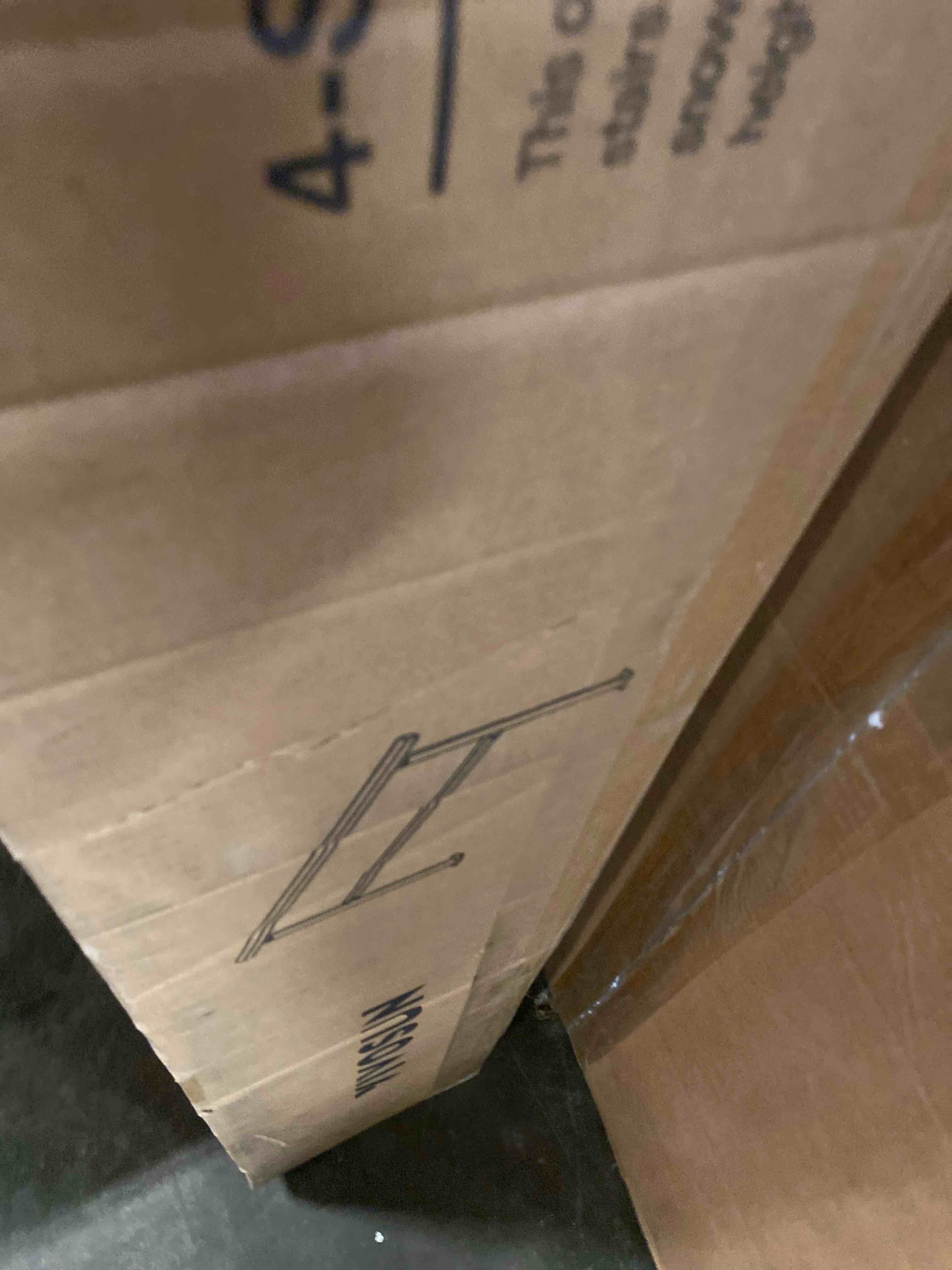 https://s3.amazonaws.com/lotting-images-prod/phillipi/PNK3541972_1752787498146.jpeg