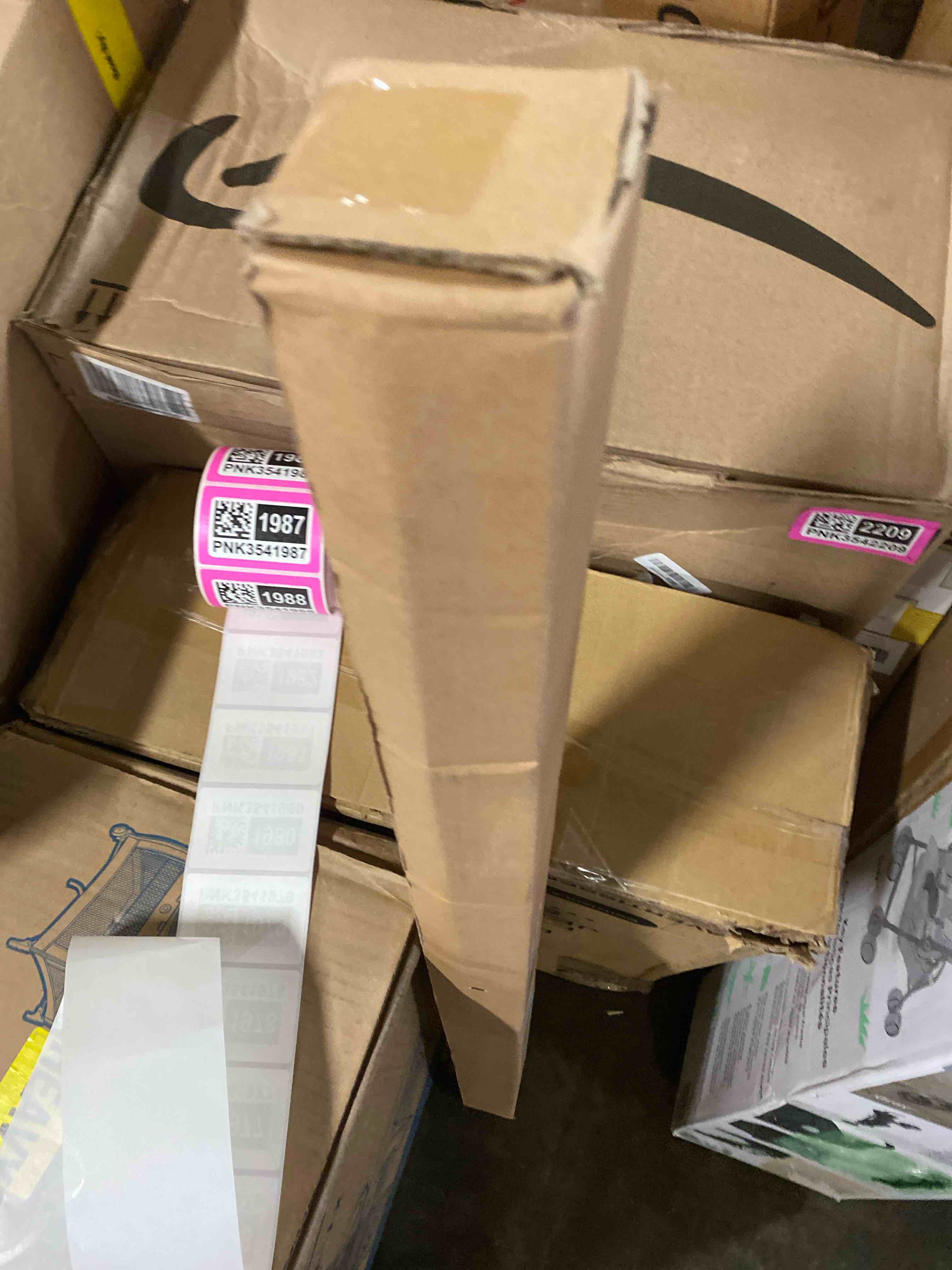 https://s3.amazonaws.com/lotting-images-prod/phillipi/PNK3541976_1752787858635.jpeg