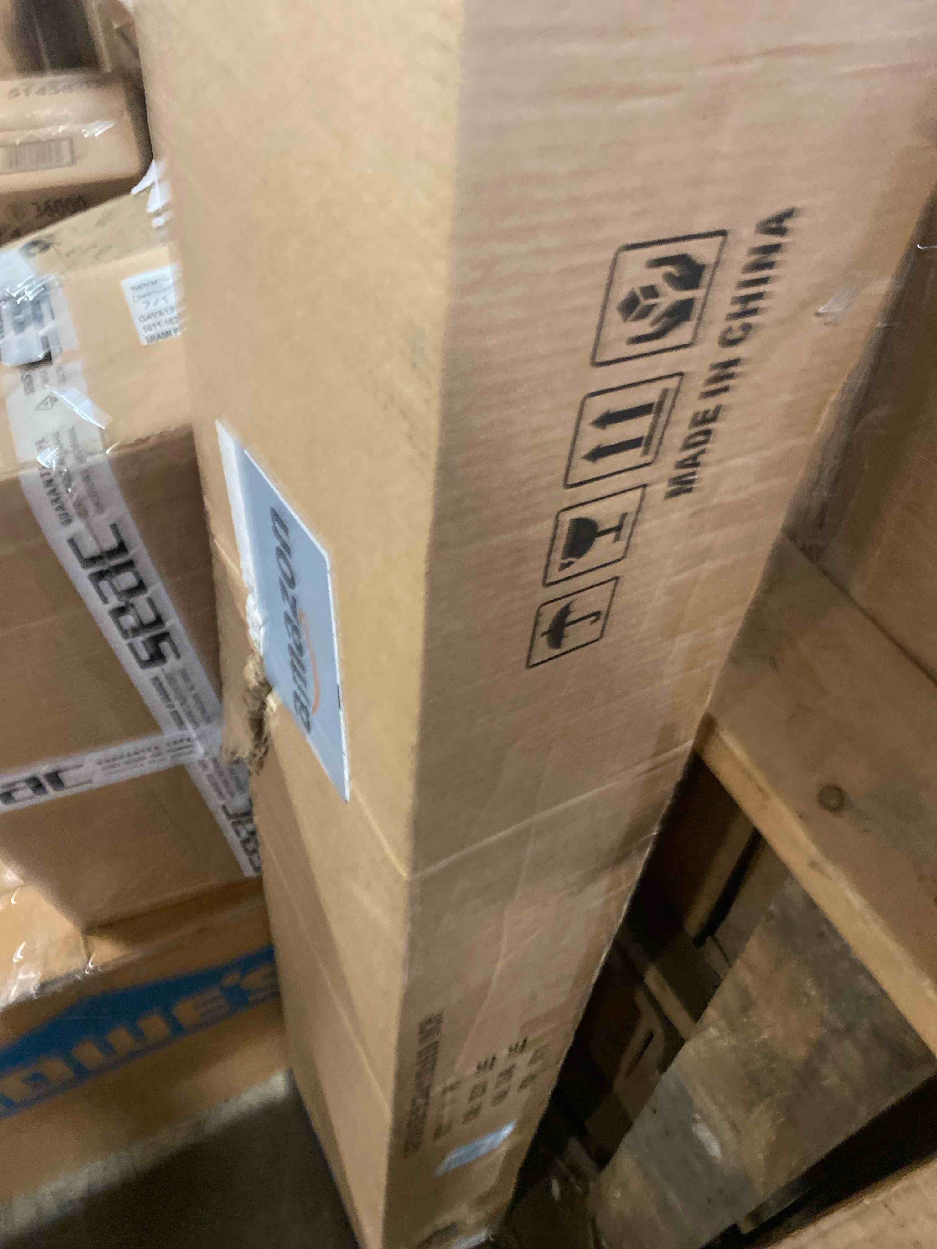 https://s3.amazonaws.com/lotting-images-prod/phillipi/PNK3541995_1752844829930.jpeg