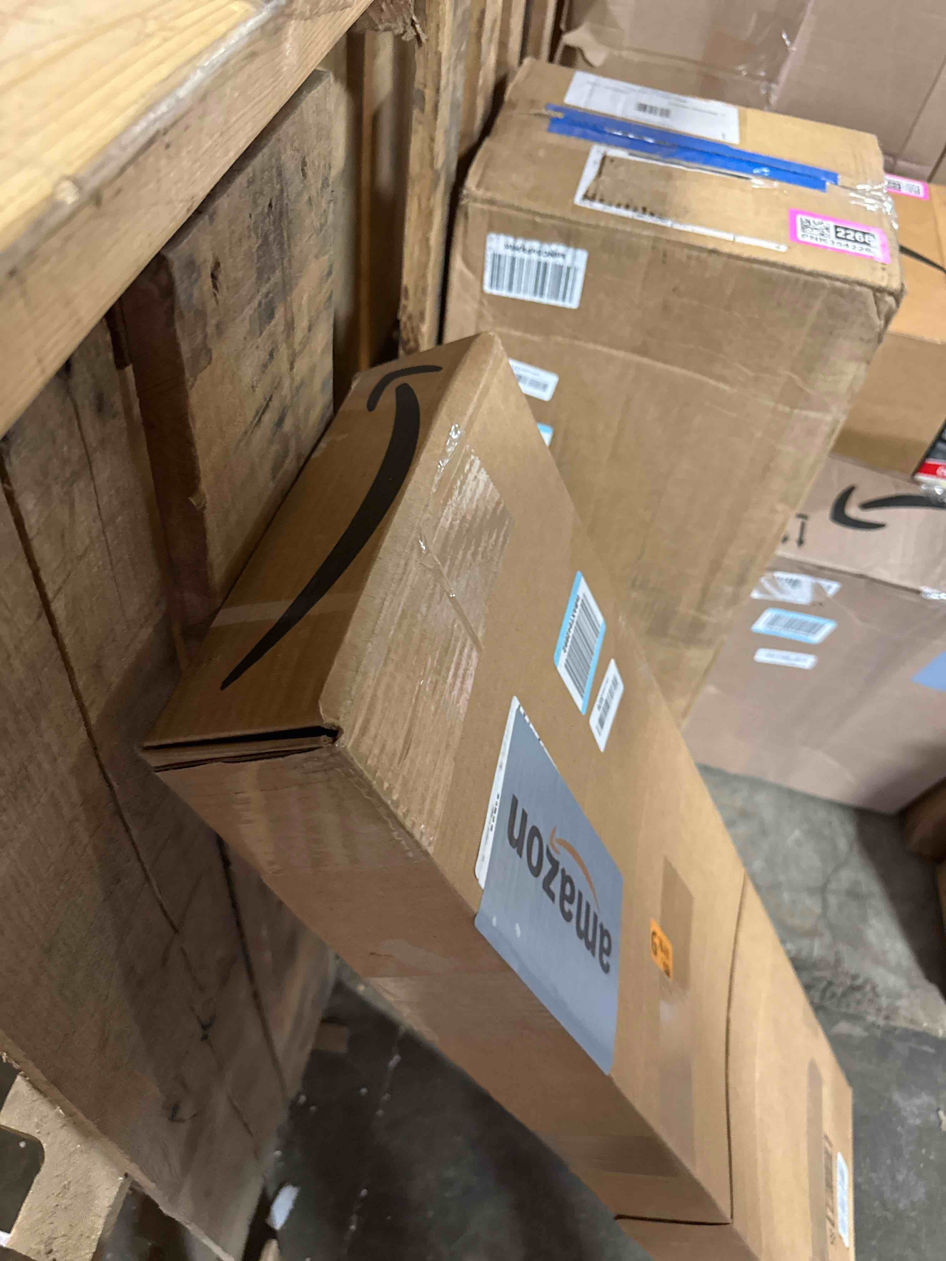 https://s3.amazonaws.com/lotting-images-prod/phillipi/PNK3542281_1752850707892.jpeg