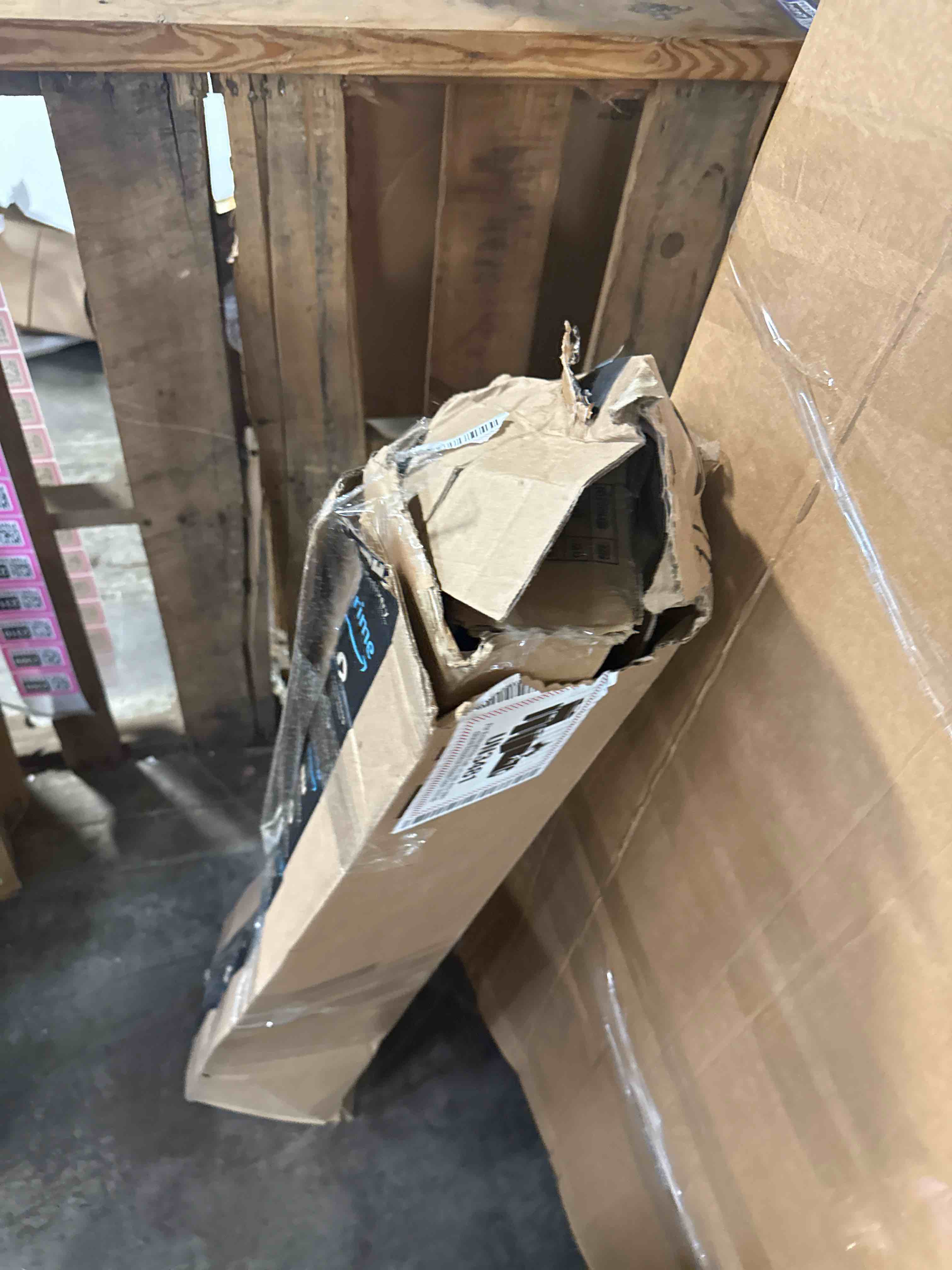 https://s3.amazonaws.com/lotting-images-prod/phillipi/PNK3542308_1753278626063.jpeg