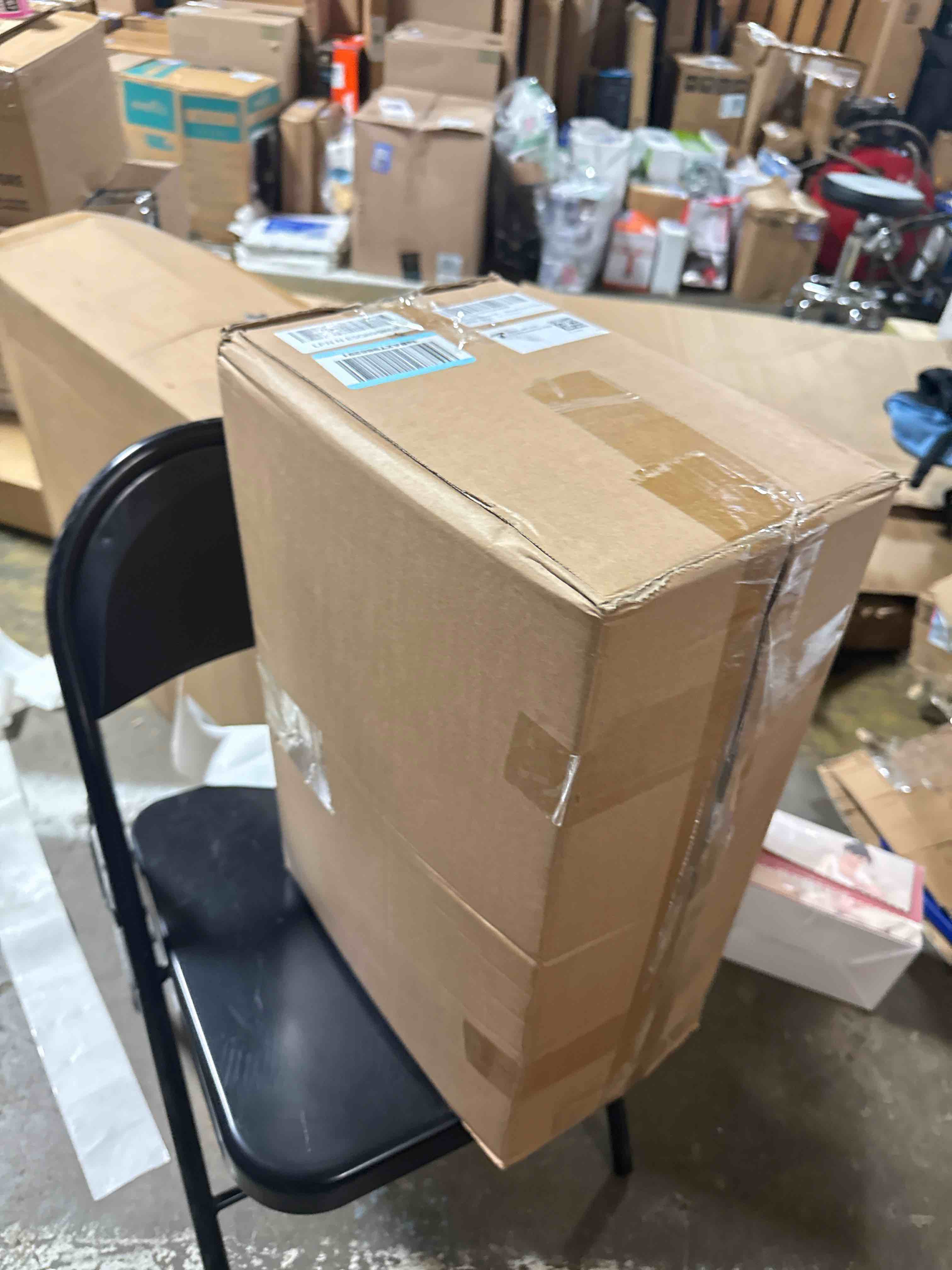 https://s3.amazonaws.com/lotting-images-prod/phillipi/PNK3542453_1753980281104.jpeg