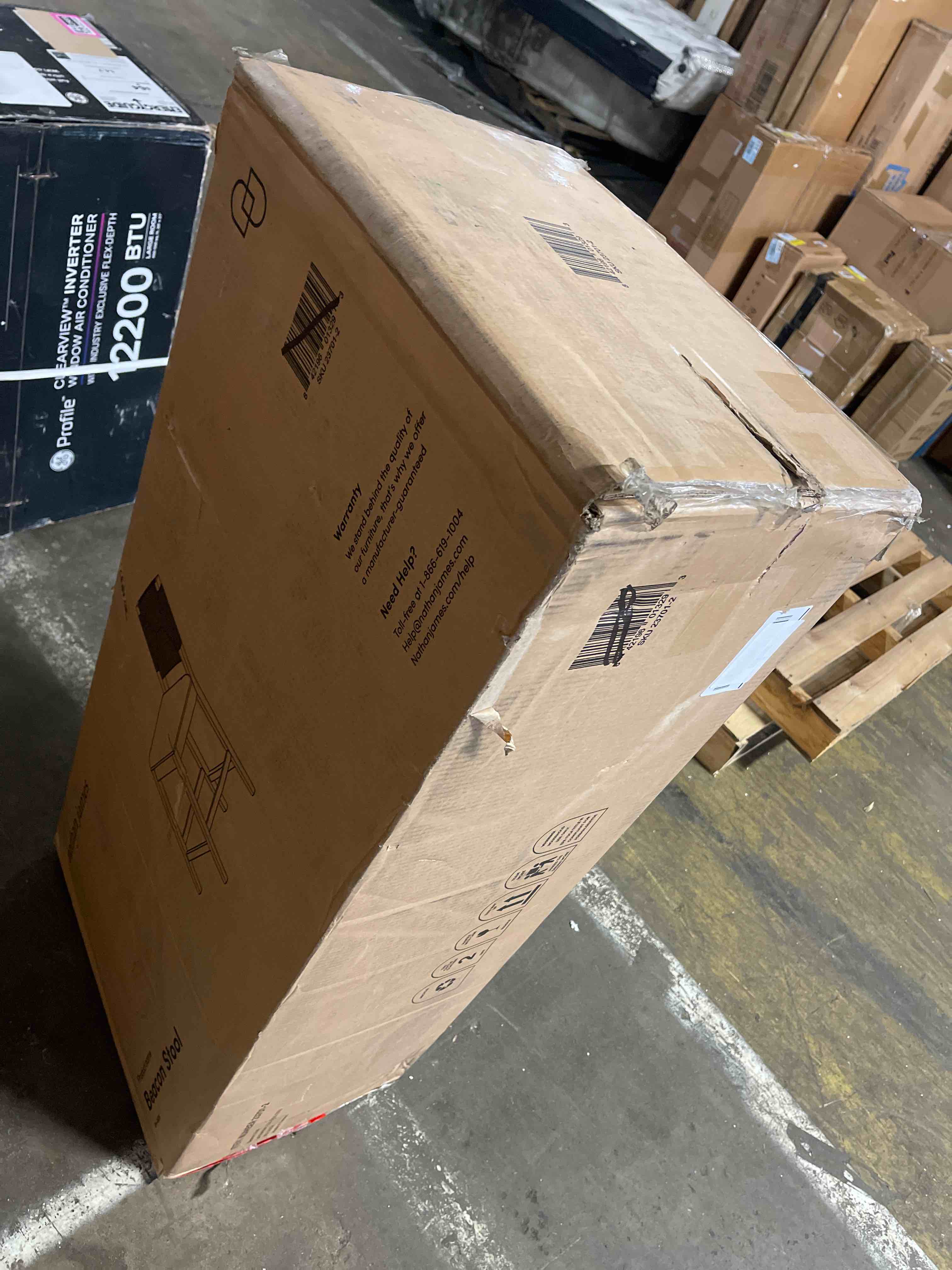 https://s3.amazonaws.com/lotting-images-prod/phillipi/PNK3542568_1752862534165.jpeg