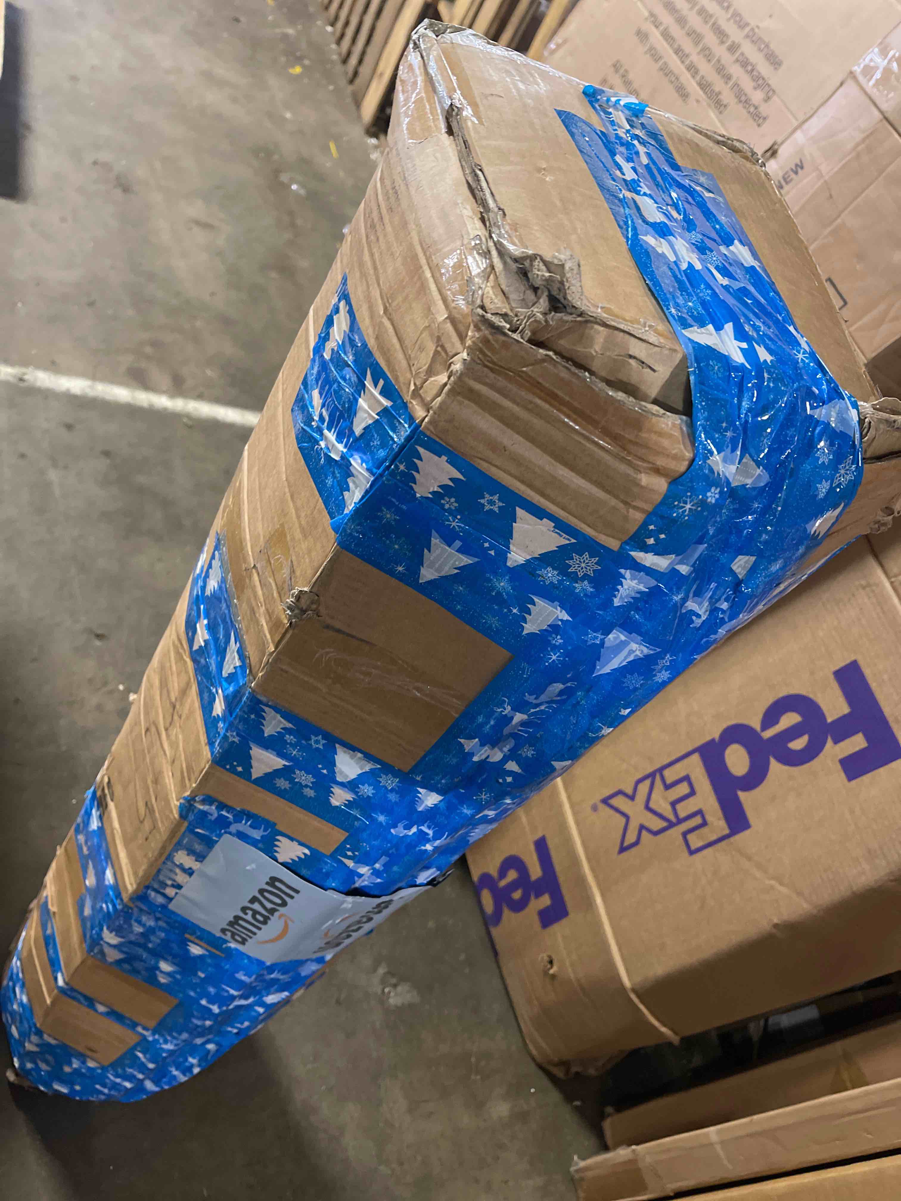 https://s3.amazonaws.com/lotting-images-prod/phillipi/PNK3542579_1752860230949.jpeg