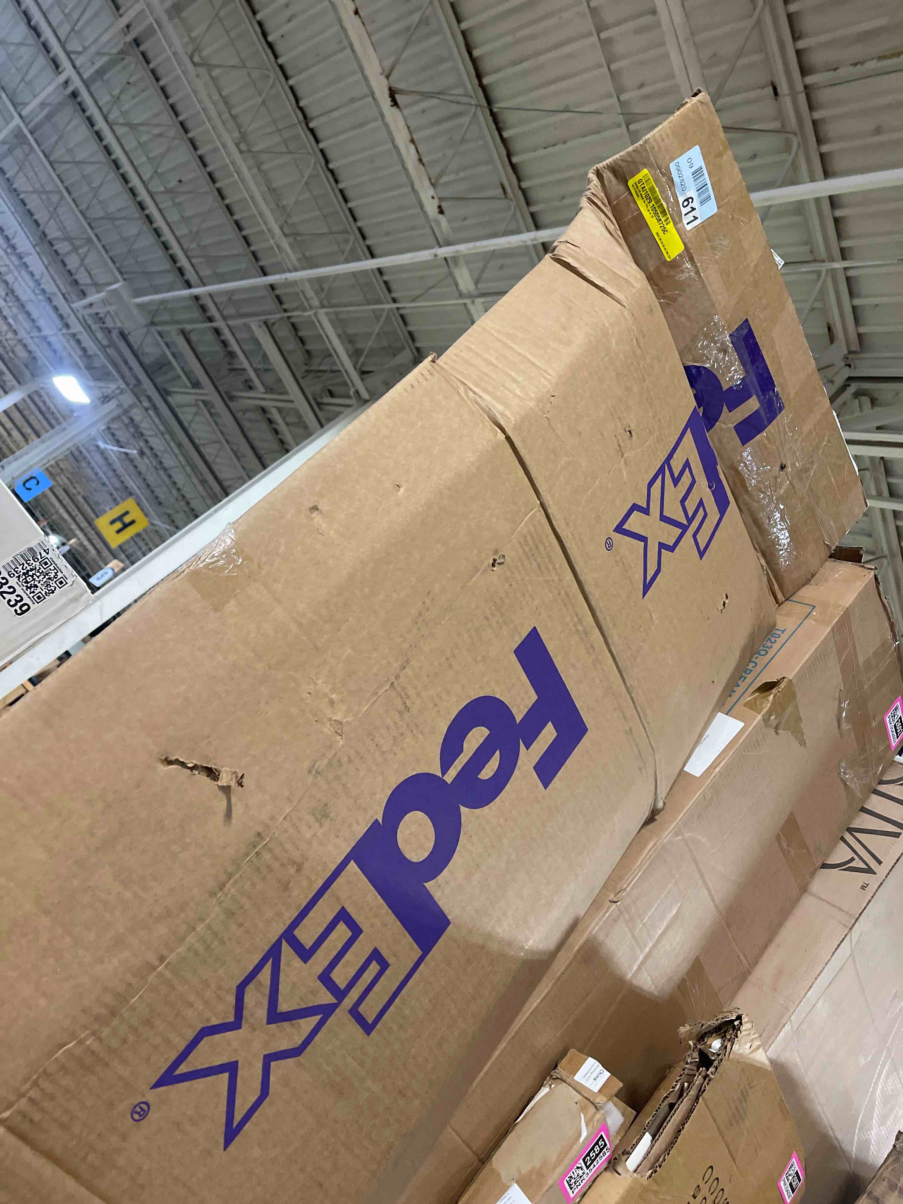 https://s3.amazonaws.com/lotting-images-prod/phillipi/PNK3542583_1752852548831.jpeg