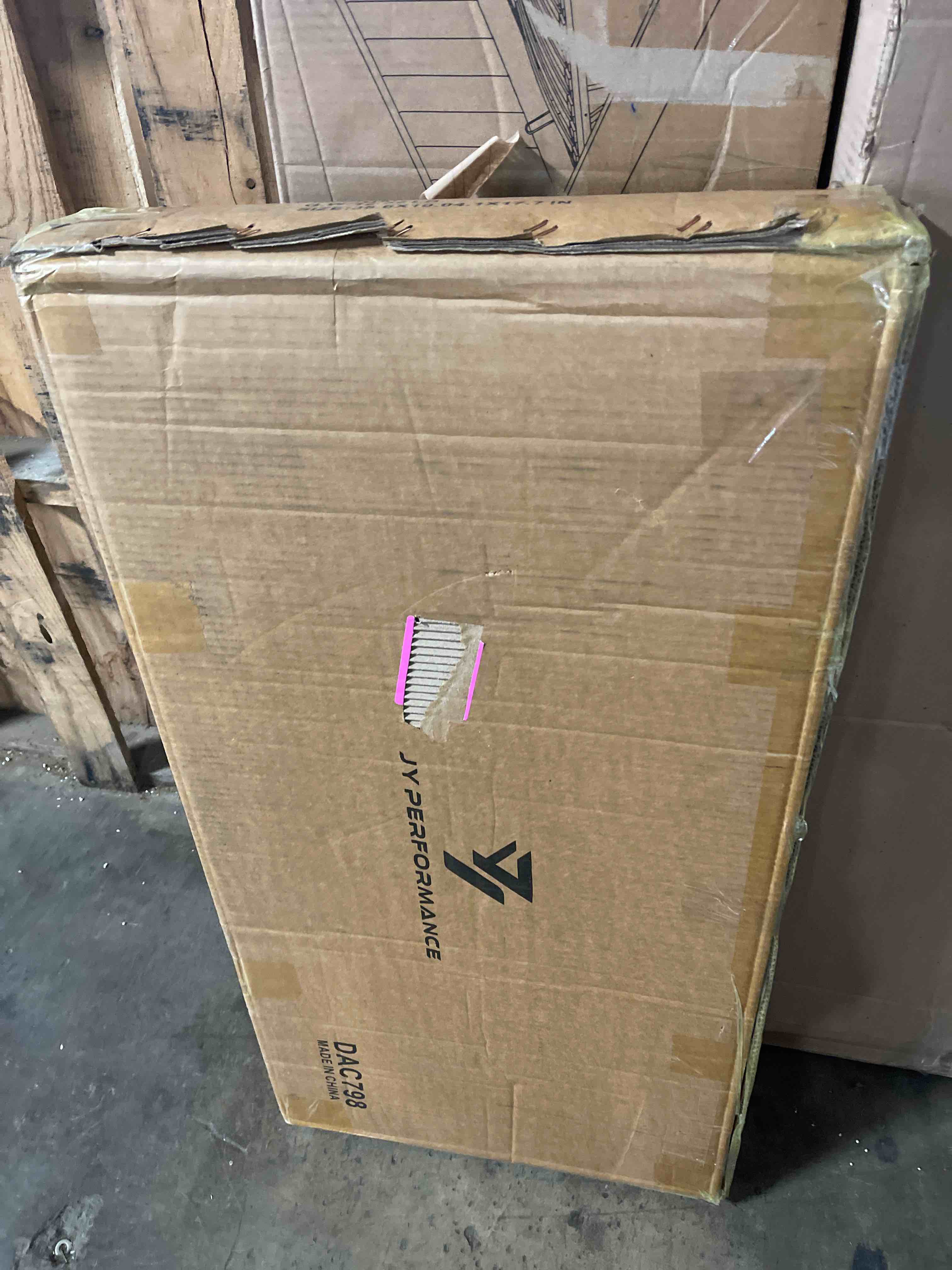 https://s3.amazonaws.com/lotting-images-prod/phillipi/PNK3542588_1752851212516.jpeg