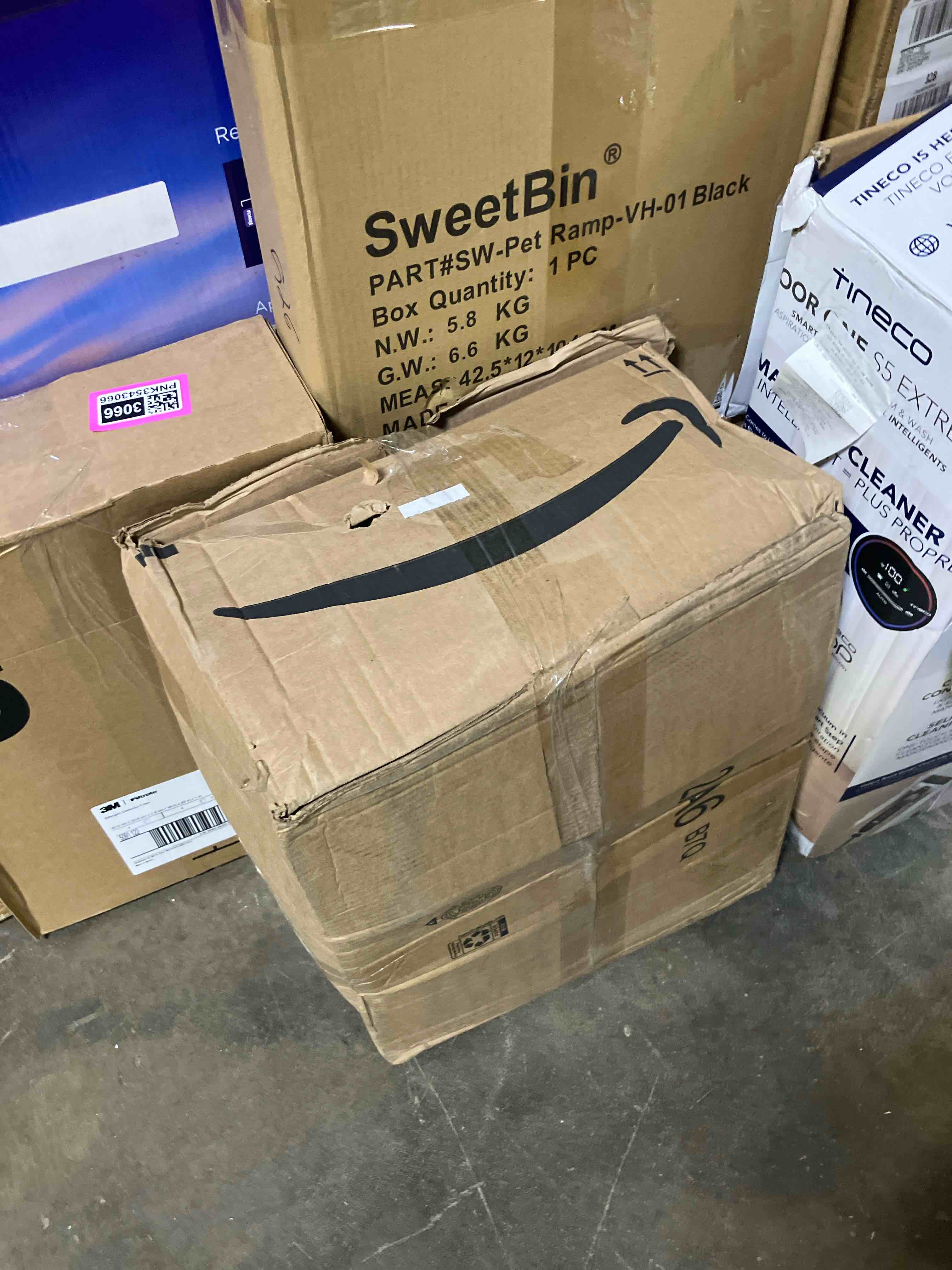 https://s3.amazonaws.com/lotting-images-prod/phillipi/PNK3543069_1753199077256.jpeg