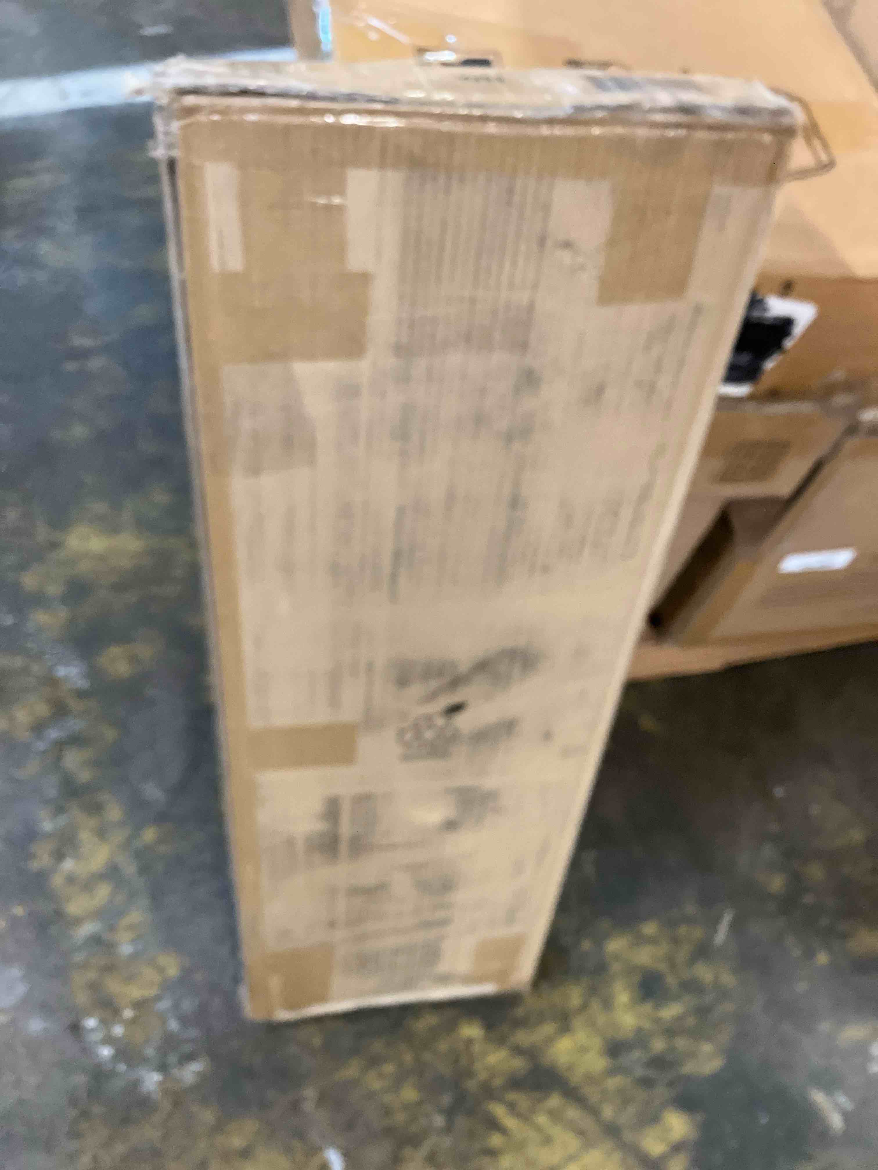 https://s3.amazonaws.com/lotting-images-prod/phillipi/PNK3543174_1755181129104.jpeg