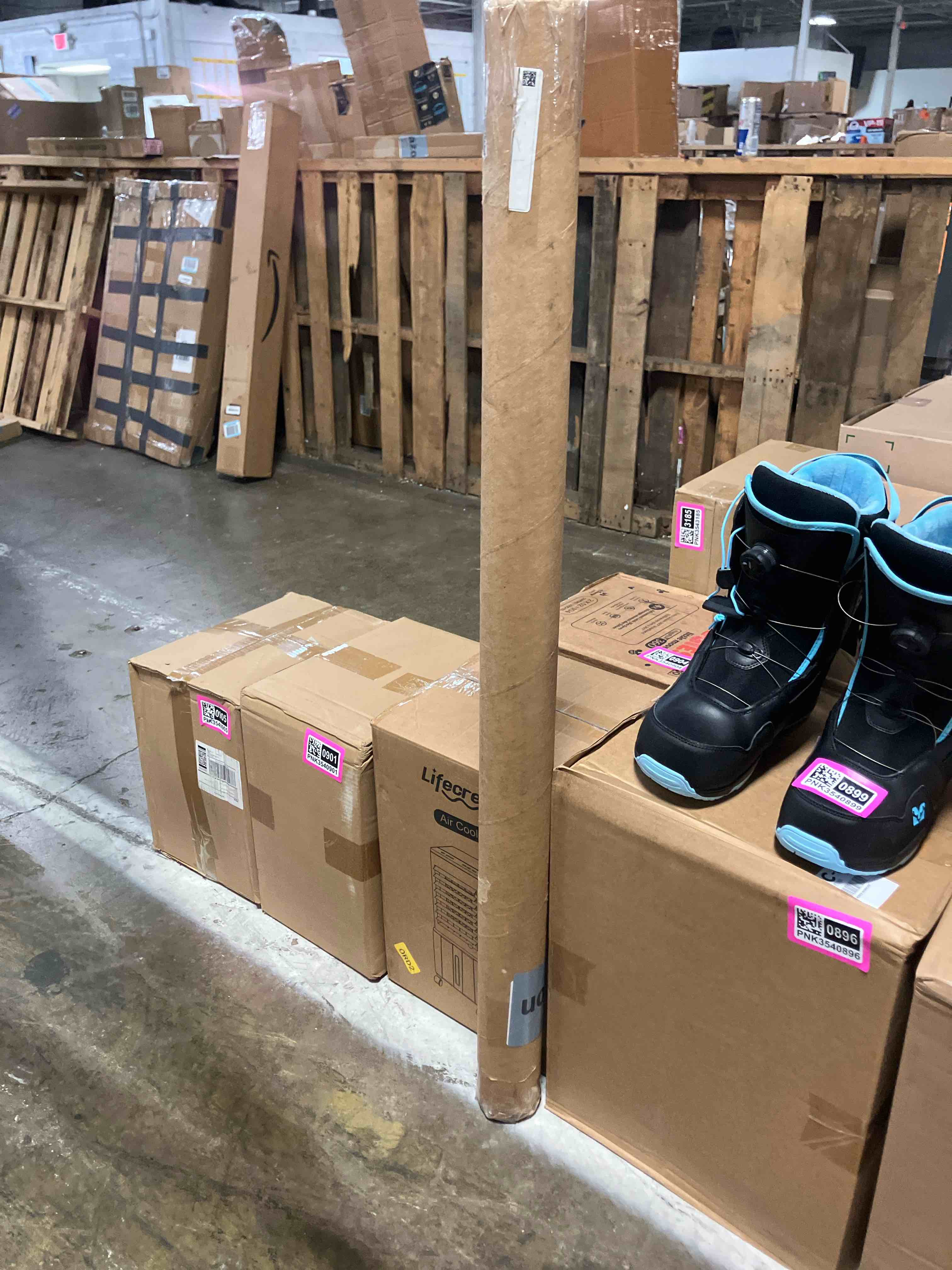 https://s3.amazonaws.com/lotting-images-prod/phillipi/PNK3543186_1755185142223.jpeg