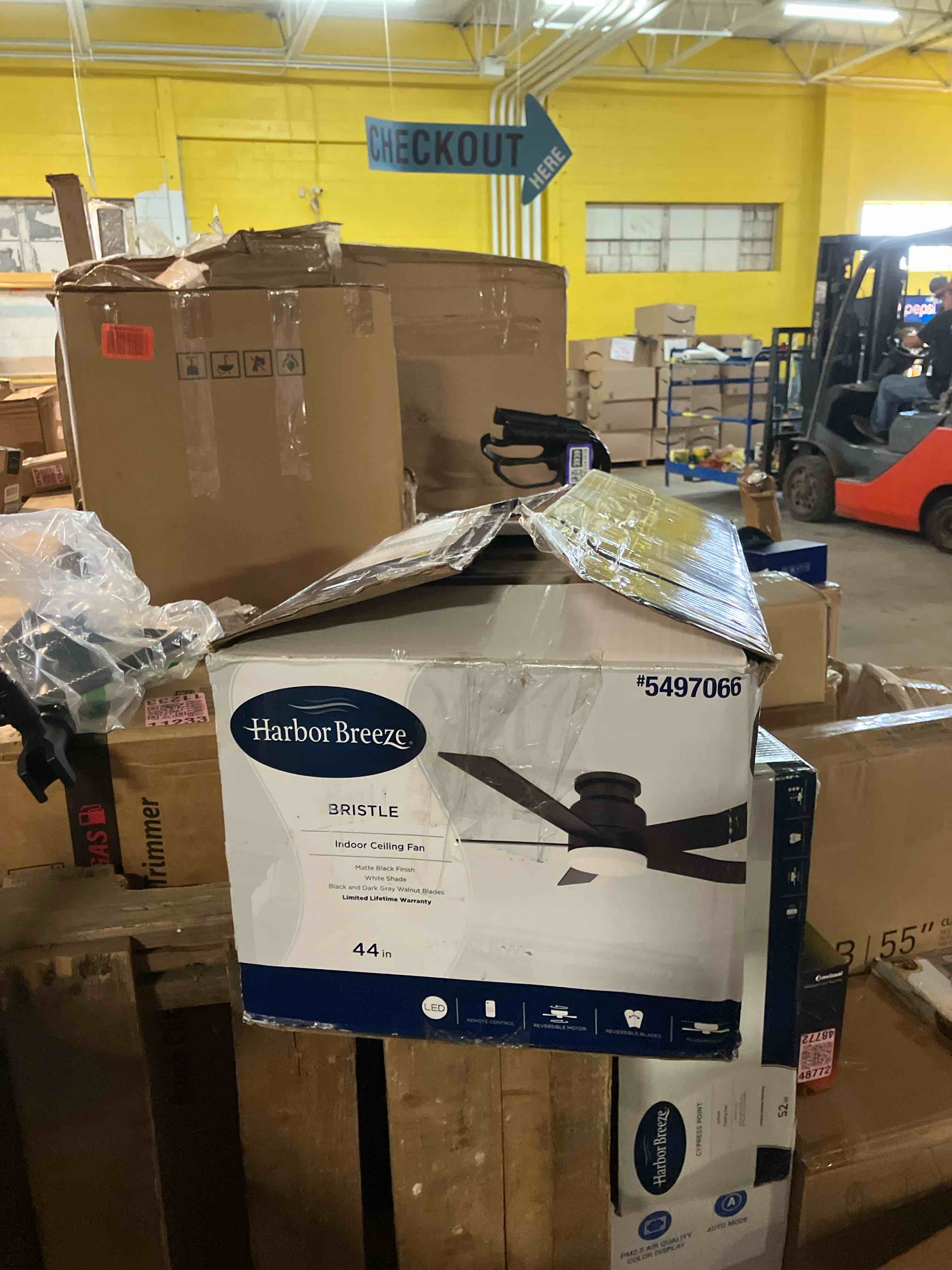 https://s3.amazonaws.com/lotting-images-prod/phillipi/PNK3543194_1753199700784.jpeg