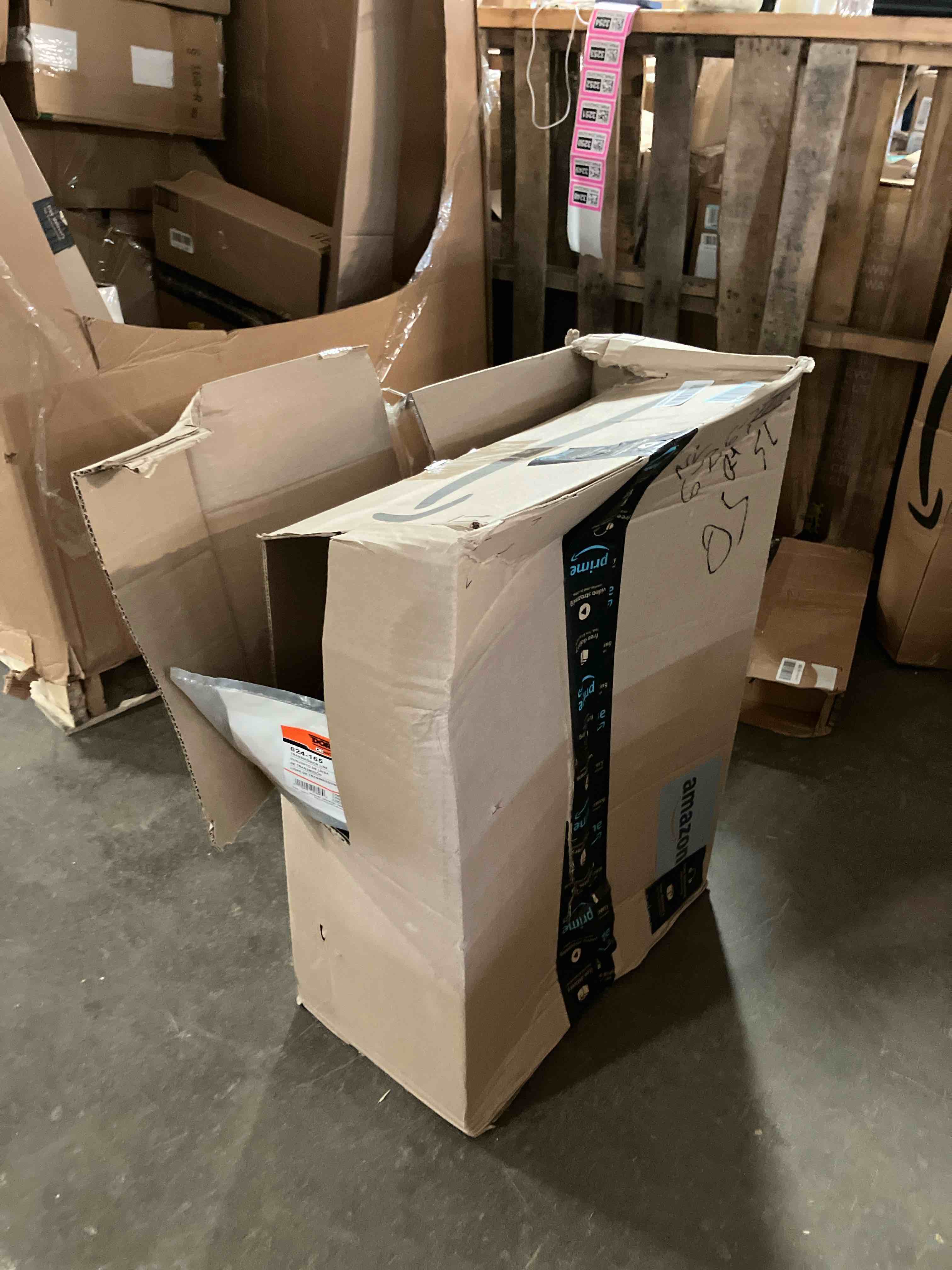 https://s3.amazonaws.com/lotting-images-prod/phillipi/PNK3543248_1753215066848.jpeg