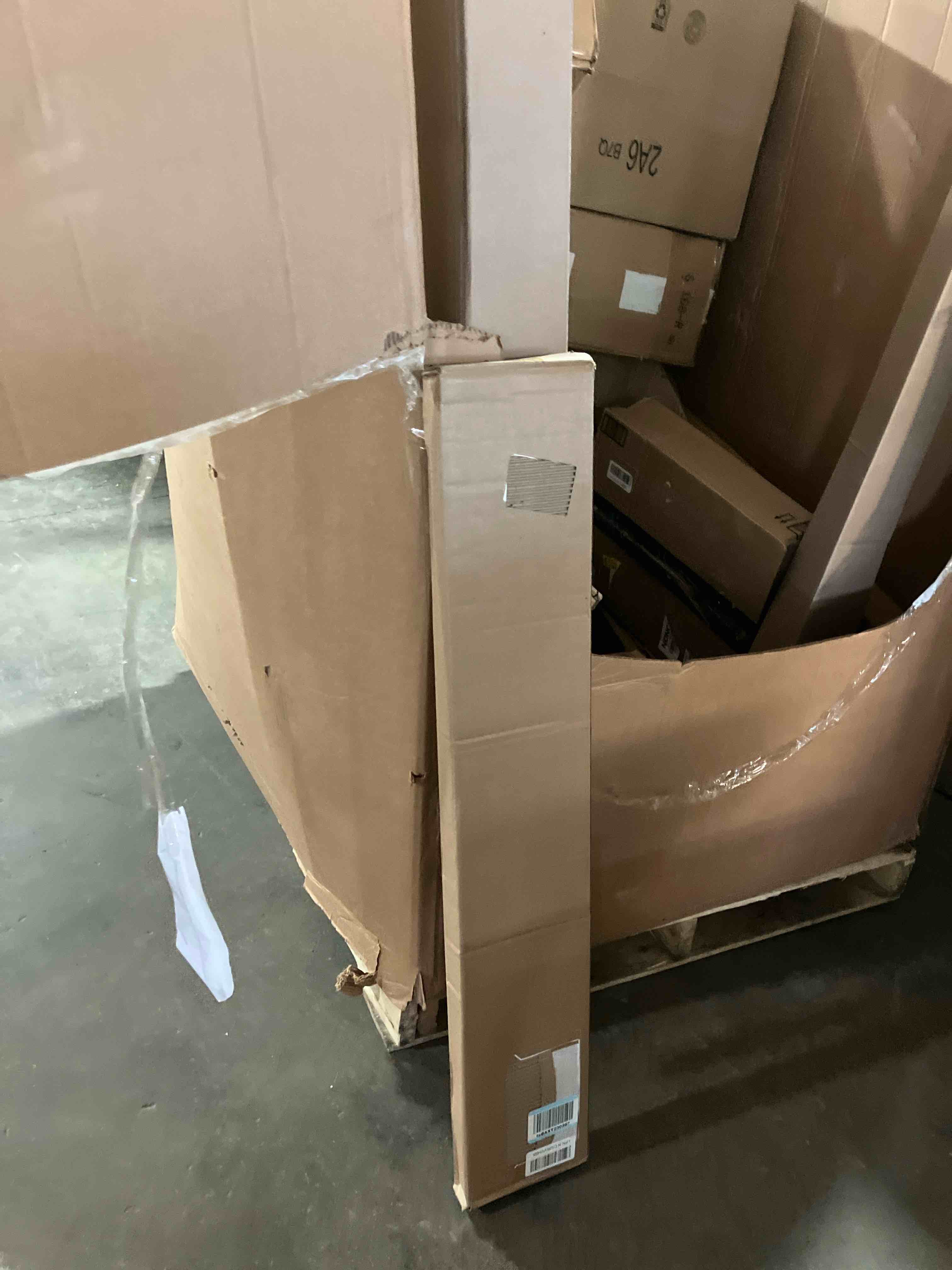 https://s3.amazonaws.com/lotting-images-prod/phillipi/PNK3543249_1753215219011.jpeg