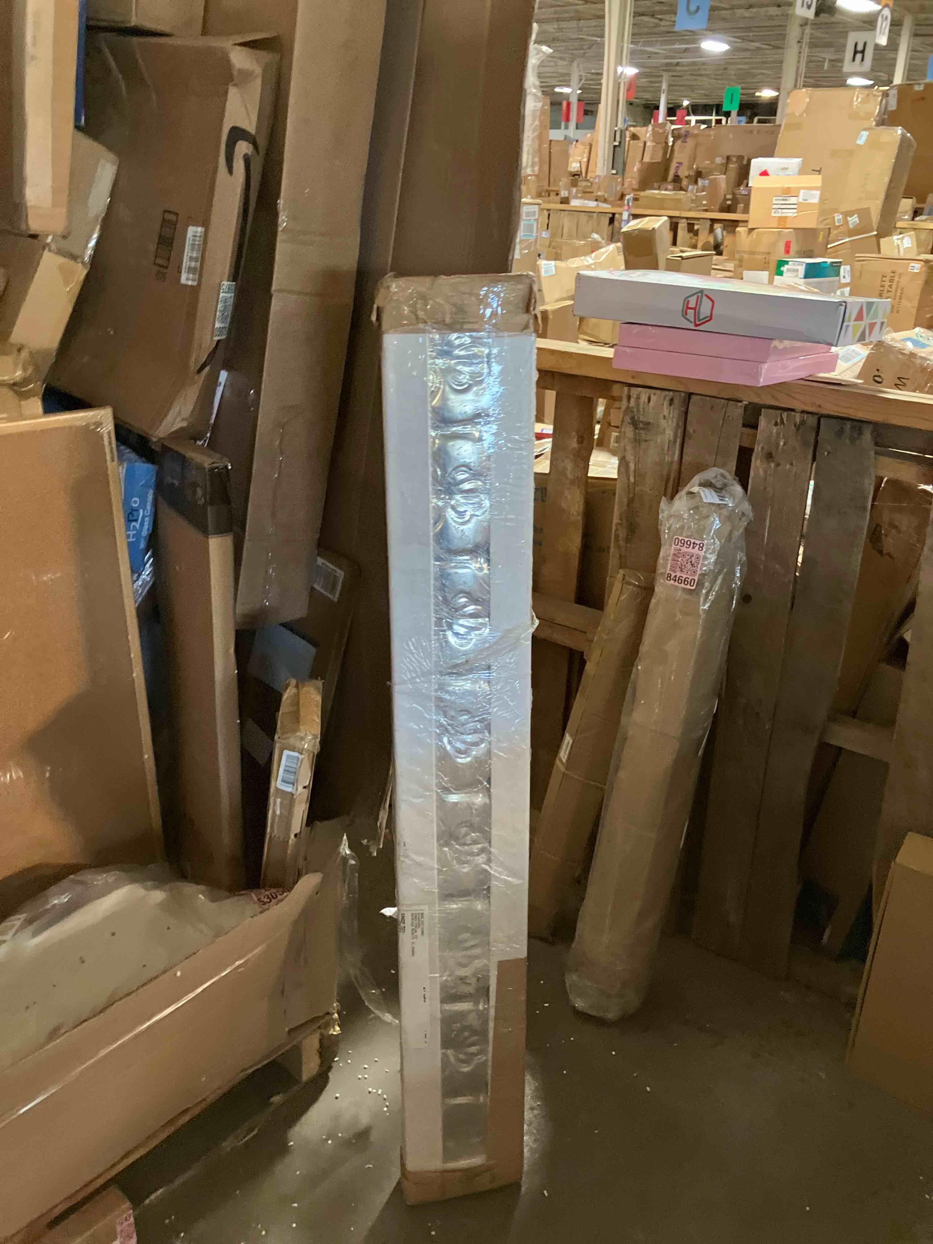 https://s3.amazonaws.com/lotting-images-prod/phillipi/PNK3543280_1753275515608.jpeg