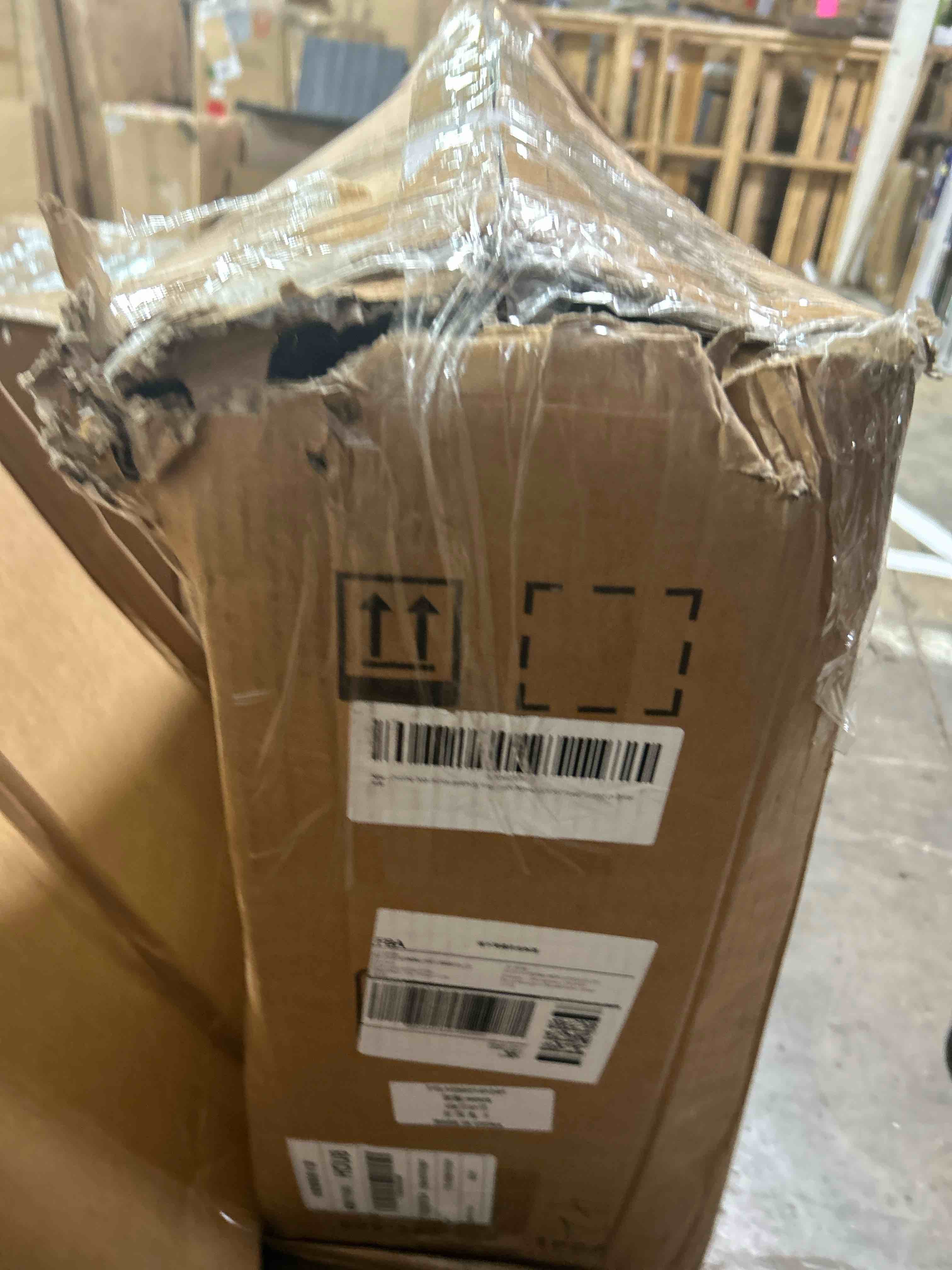 https://s3.amazonaws.com/lotting-images-prod/phillipi/PNK3543424_1753280222299.jpeg