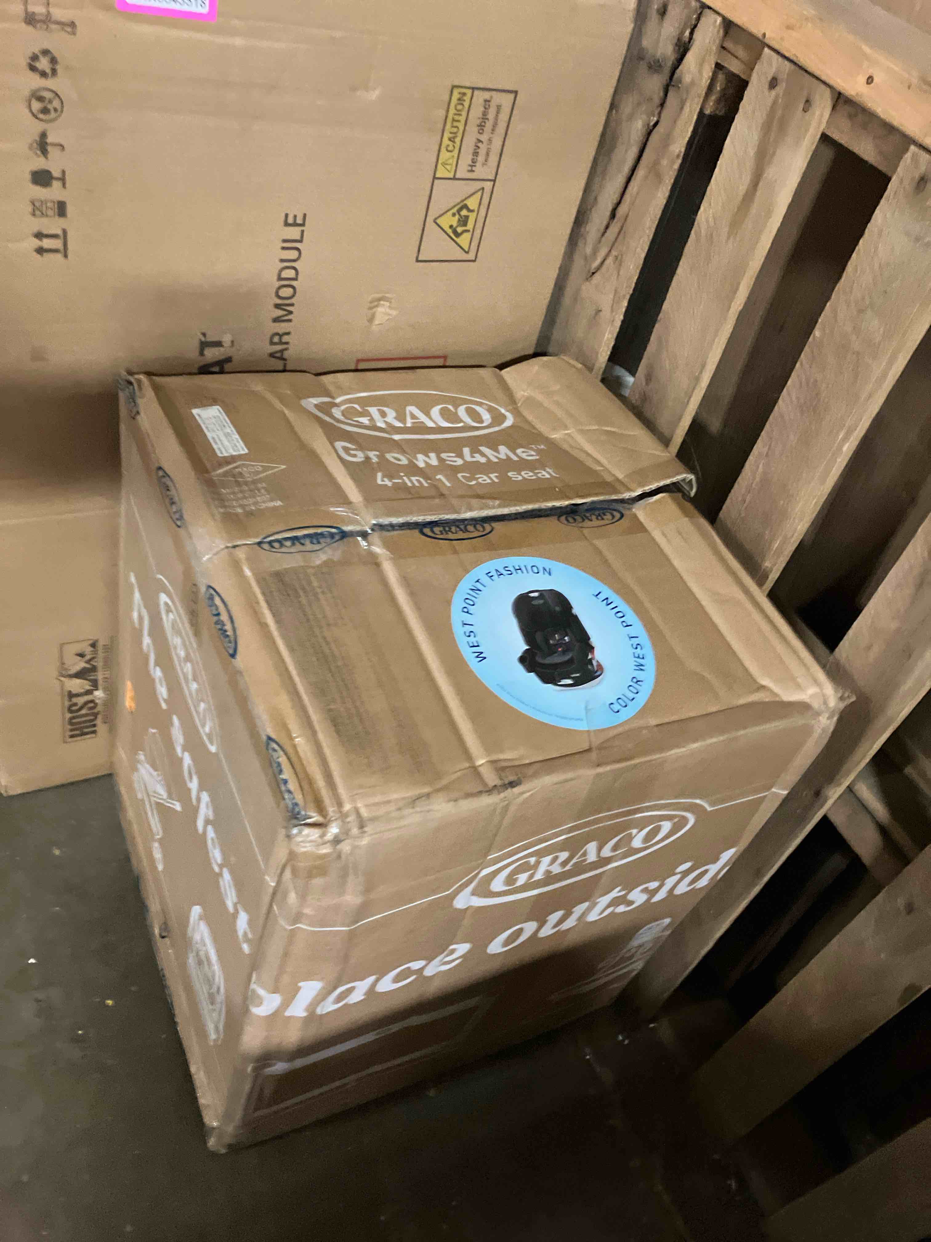 https://s3.amazonaws.com/lotting-images-prod/phillipi/PNK3543520_1753361158174.jpeg
