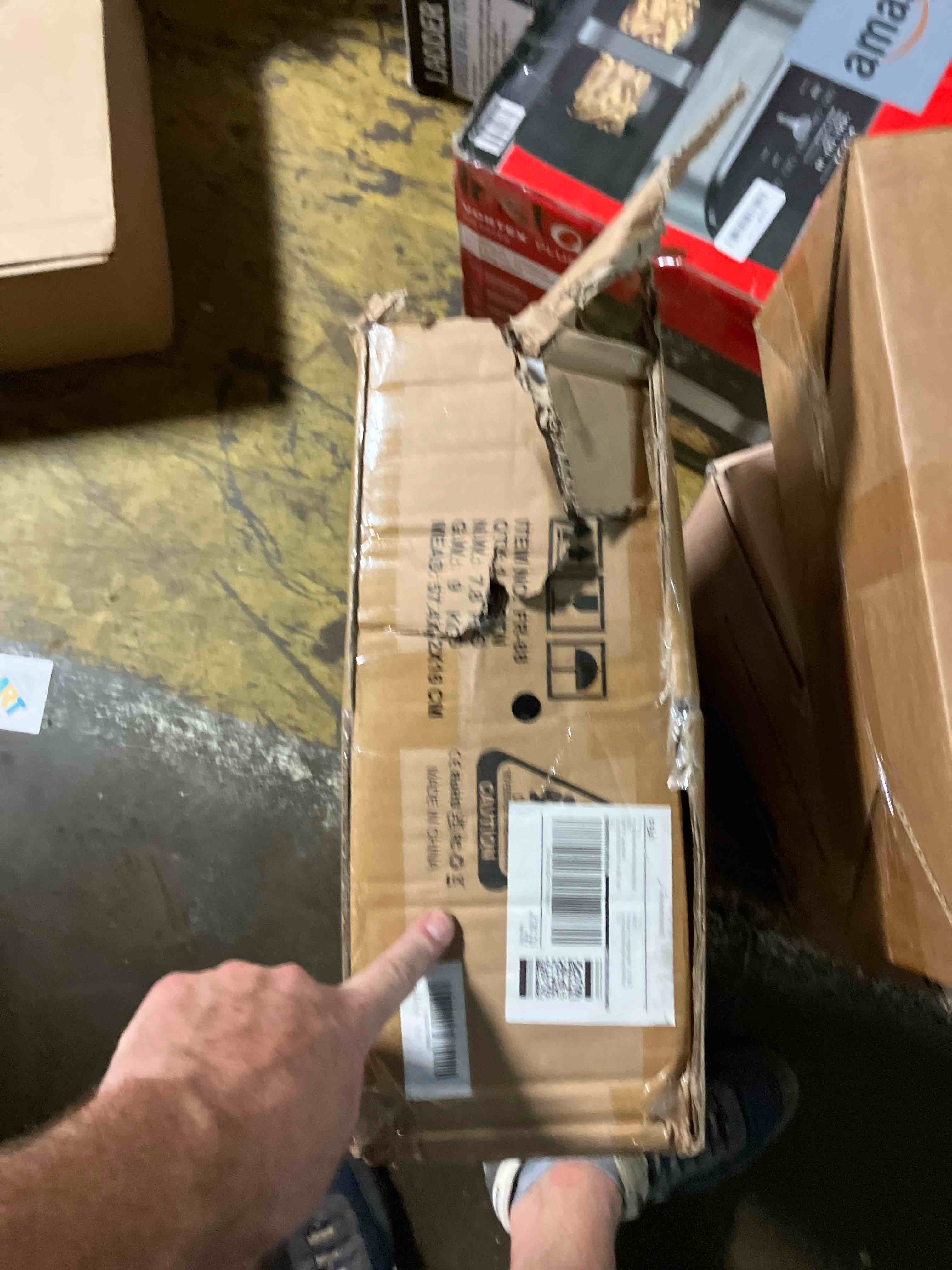 https://s3.amazonaws.com/lotting-images-prod/phillipi/PNK3543771_1753718283320.jpeg