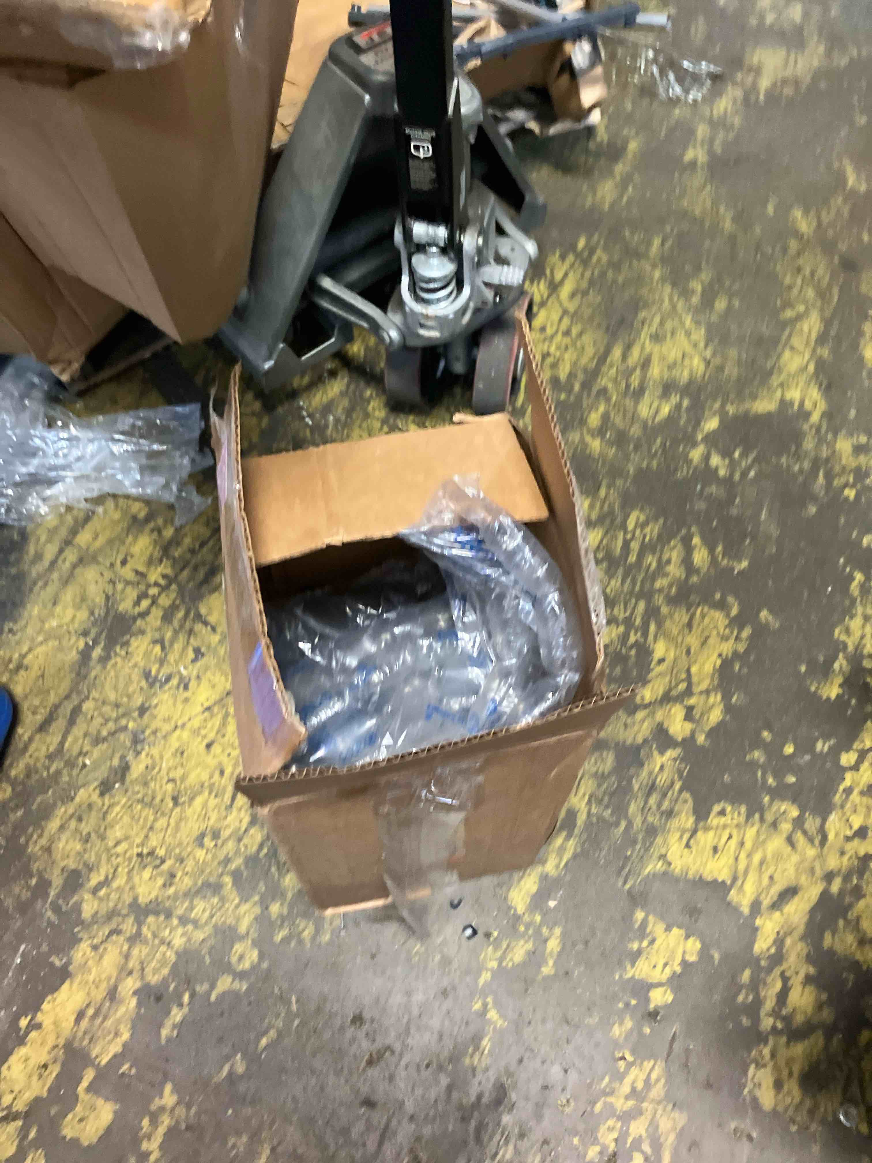 https://s3.amazonaws.com/lotting-images-prod/phillipi/PNK3543861_1753885047634.jpeg