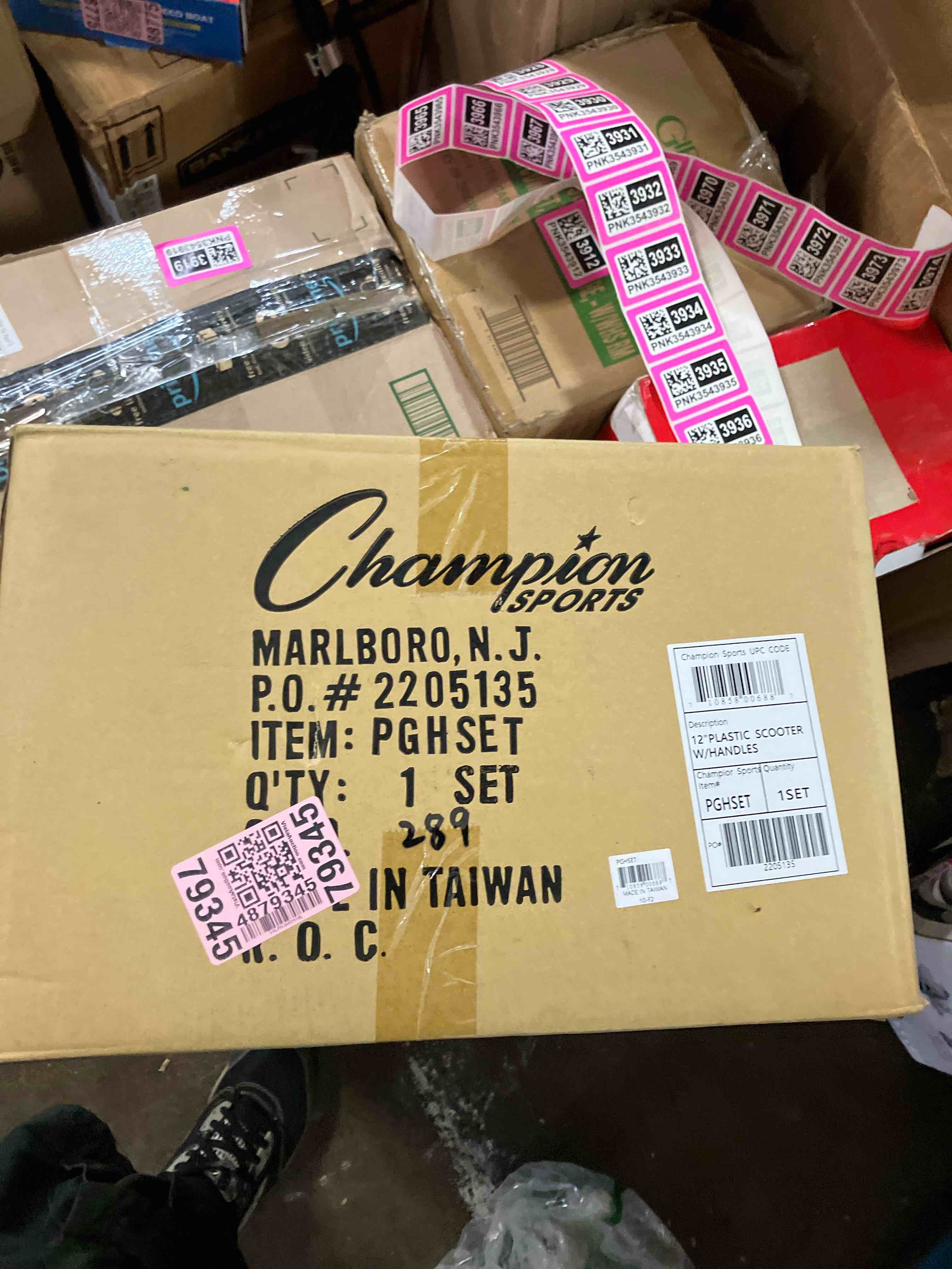 https://s3.amazonaws.com/lotting-images-prod/phillipi/PNK3543920_1753897679645.jpeg