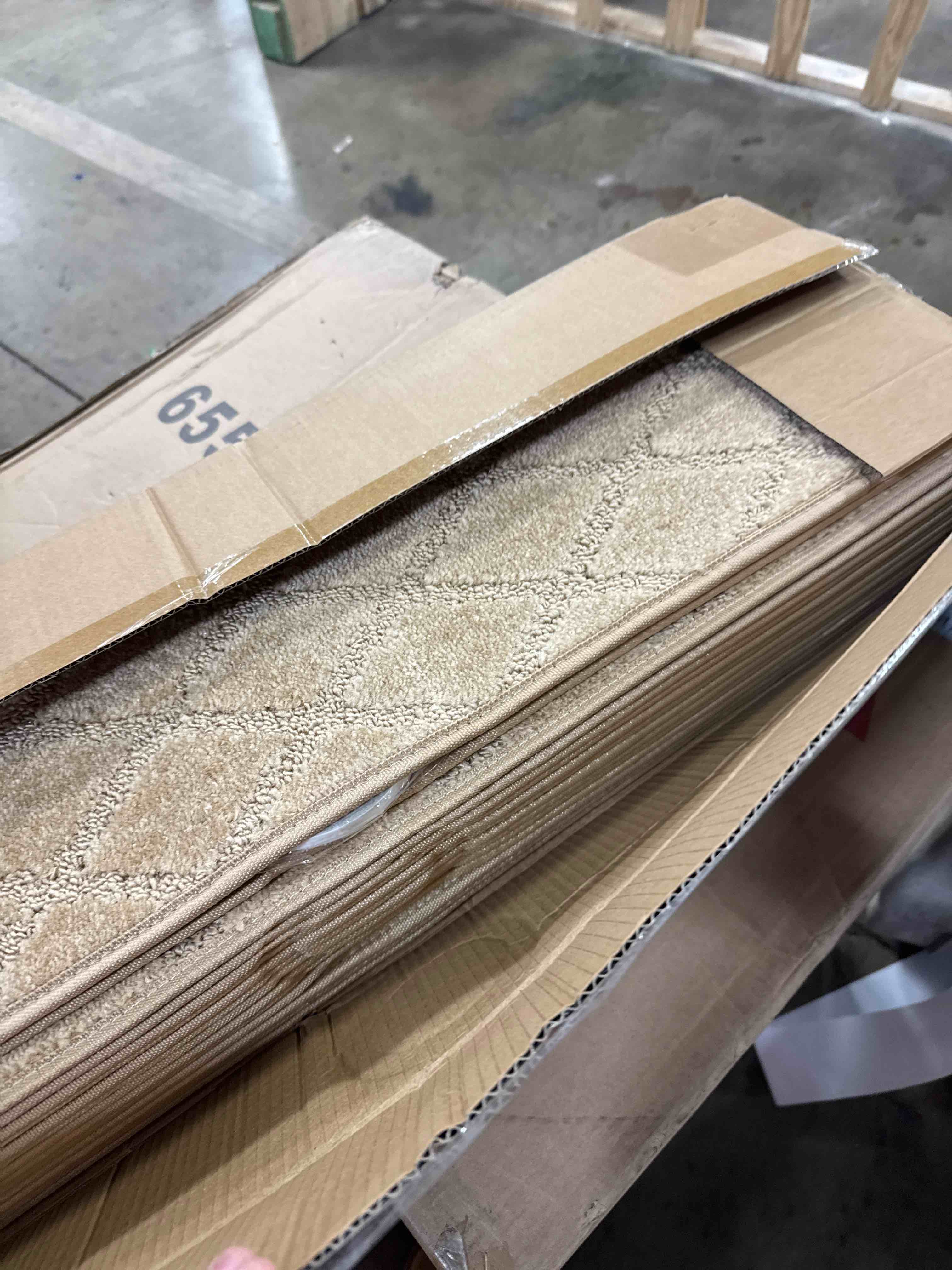 Condition photo showing New/Like New for 9.5"x36" Stair Treads for Wooden Steps Indoor, 15 Pcs Non Slip Peel and Stick Carpet Stair Treads, Washable & Reusable Self Adhesive Stair Runner Rug for Kids Elders Pets - Beige 9.5"X36" Beige 15