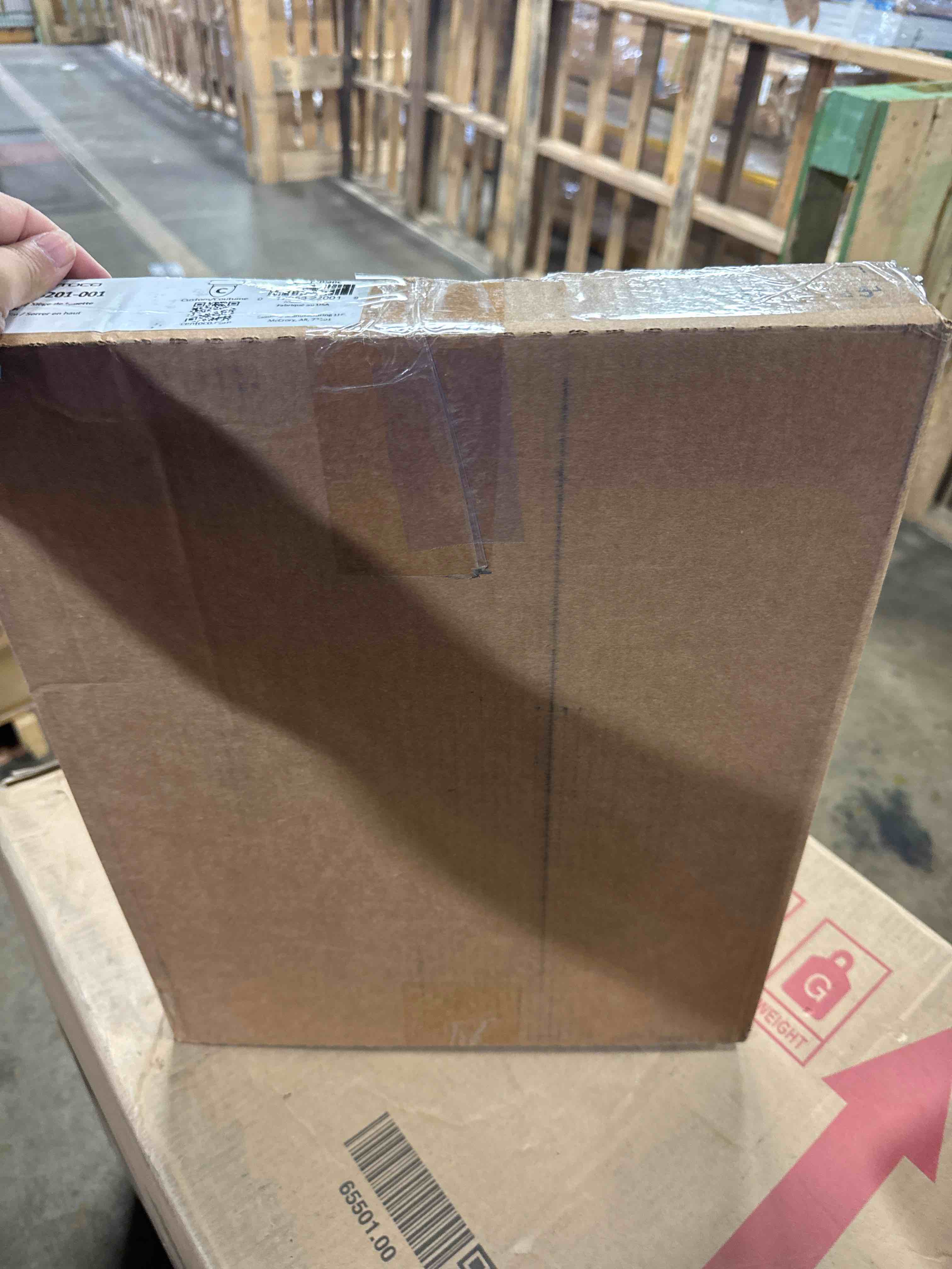 Condition photo showing New/Like New for Centoco Eljer Emblem Round Toilet Seat with Square Front, Closed Front with Cover, Residential, Plastic, Made in the USA, EMB201-001, White