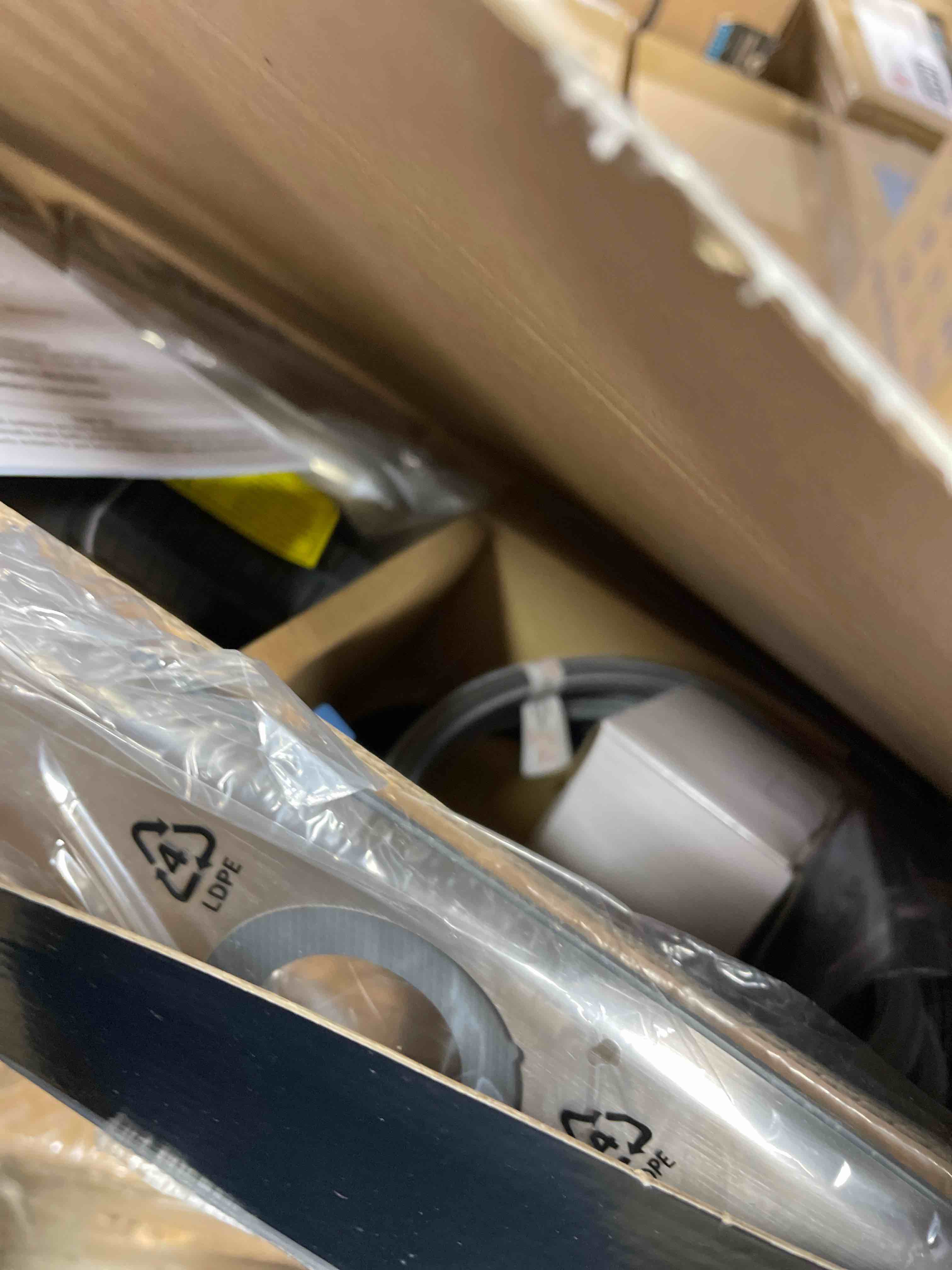 Condition photo showing New/Like New for Glacier Bay McKenna Kitchen Faucet with Single Handle Pull-Down Sprayer (Stainless Steel), HD67726W-1208D2