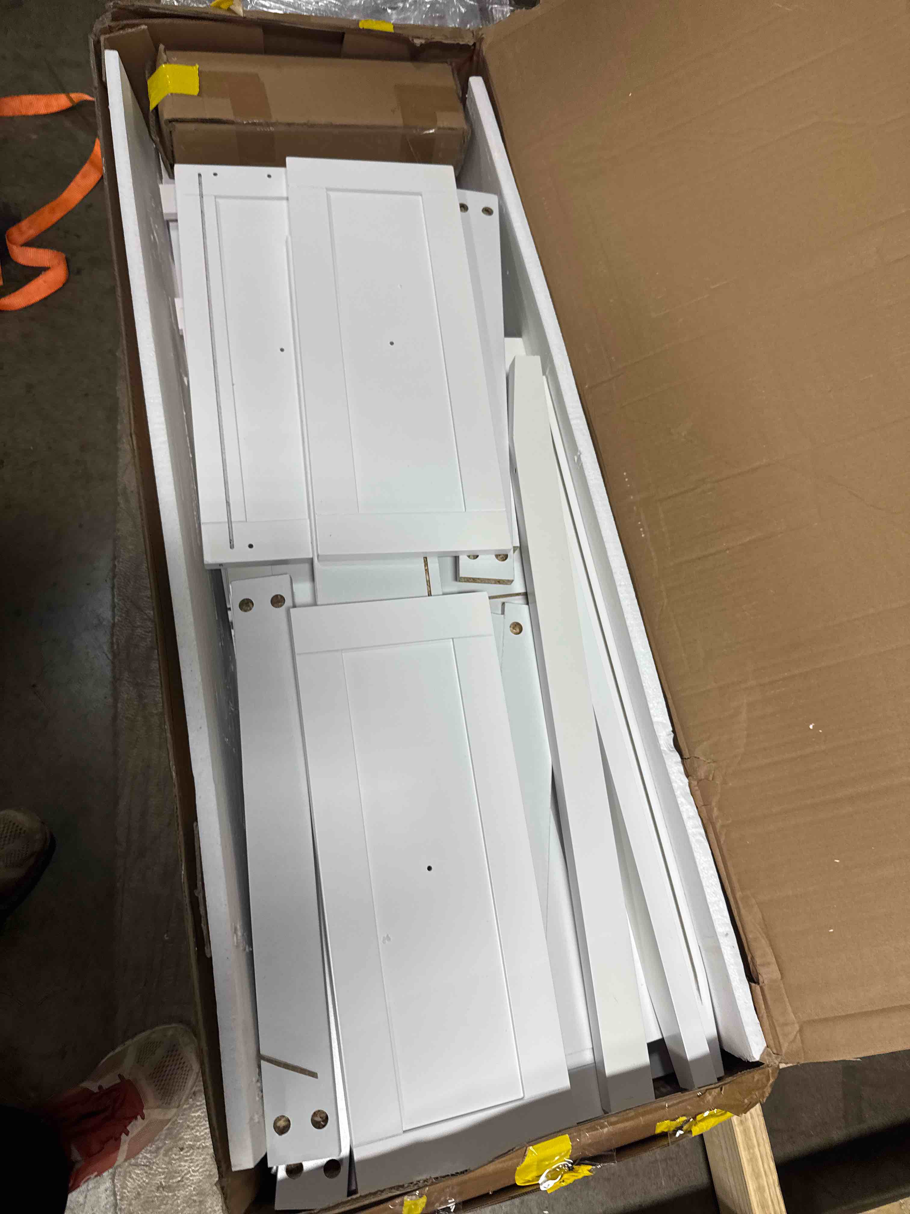 Condition photo showing Good Condition for garvee white dresser for bedroom, 6 chest of drawer dresser for 48 inch tv, modern wood organizer tv stand for living room, closet storage, entryway, kids bedroom
