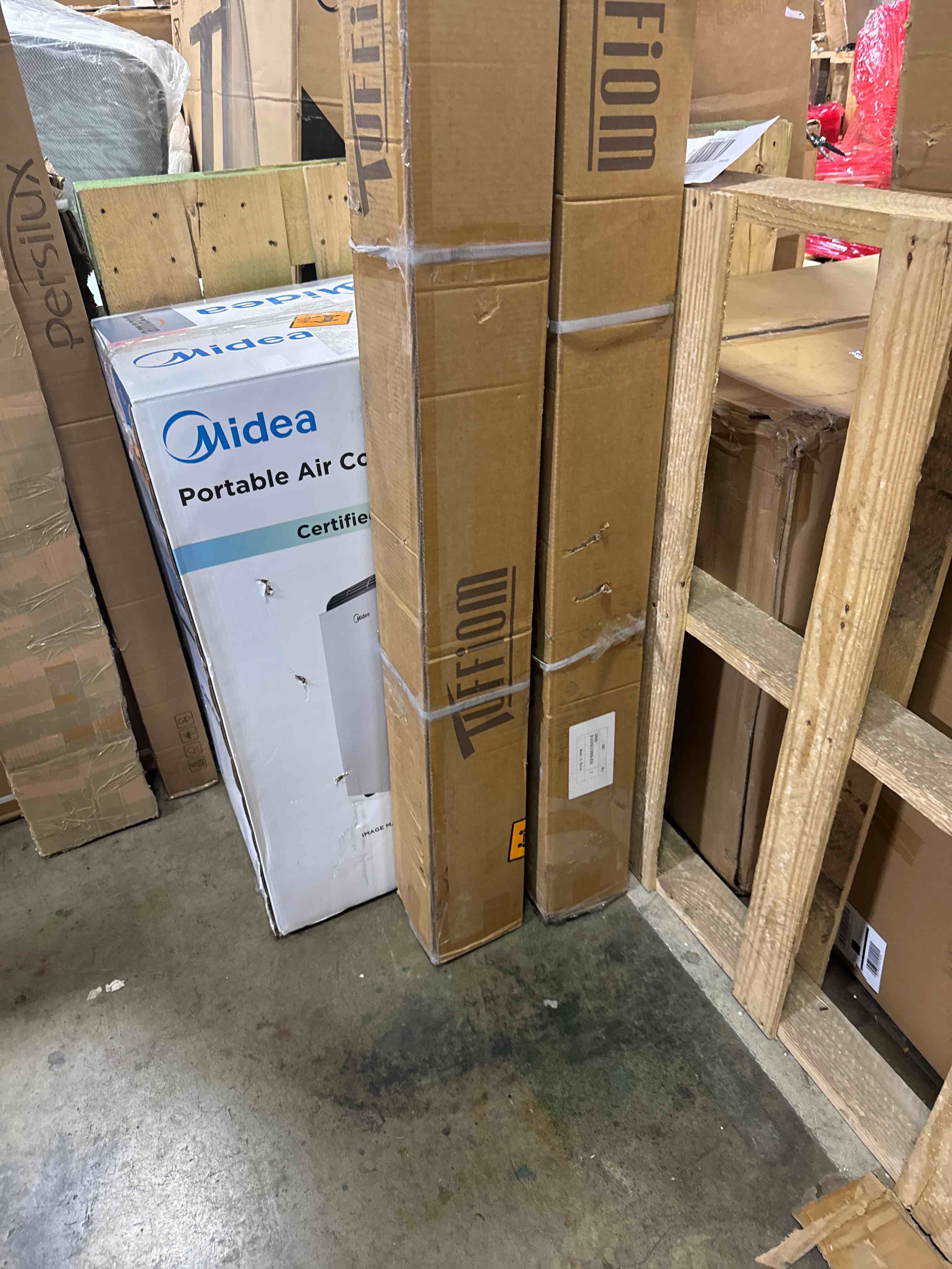 Condition photo showing New/Like New for tuffiom 7.5 x 20 ft garage floor mat, thickened diamond plate pvc garage mats flooring roll for under car, garage parking mats for floor large suvs, mpv, pickup truck