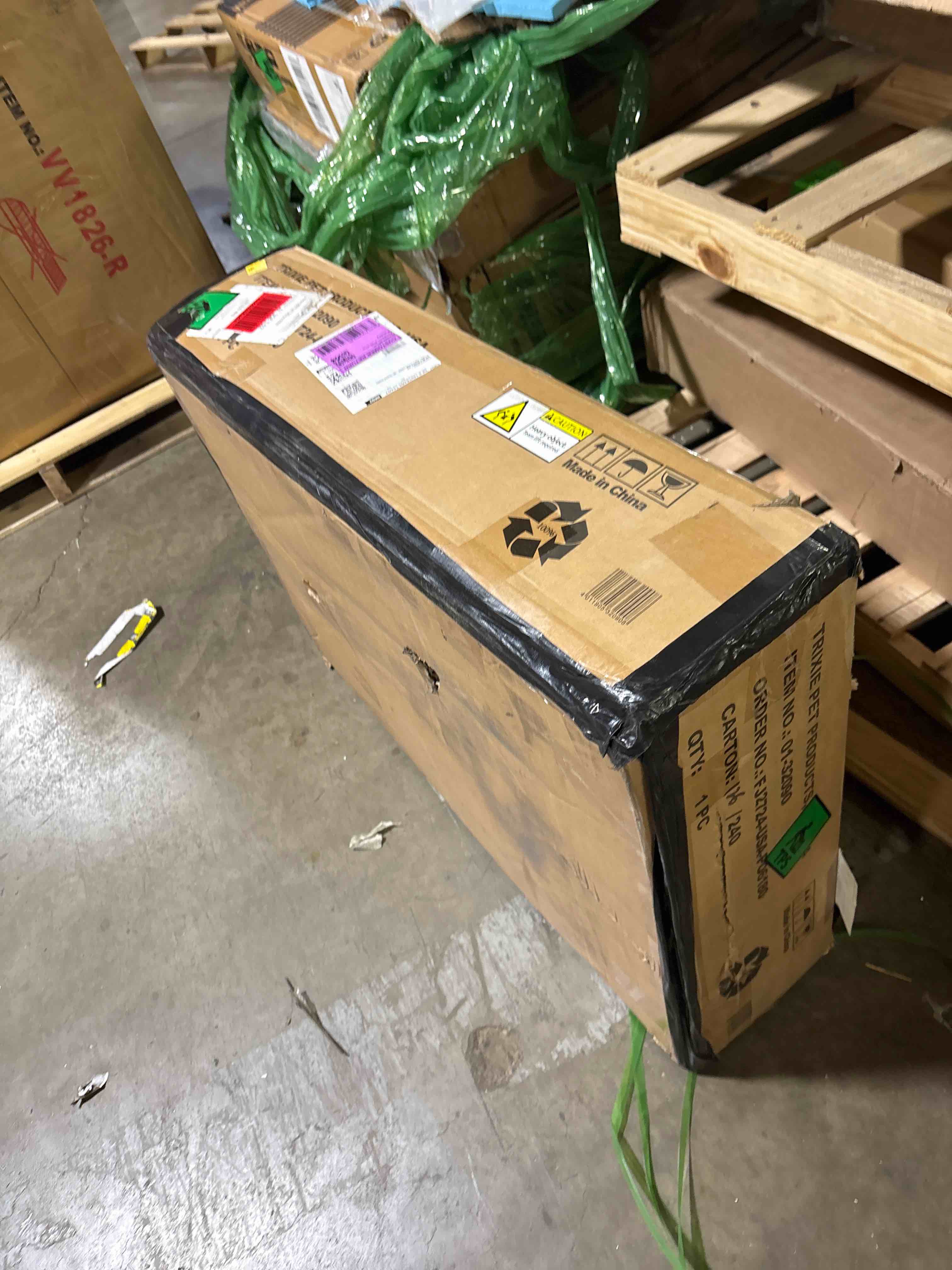 Condition photo showing Good Condition for trixie large natura classic outdoor dog house, weatherproof finish, elevated floor, gray